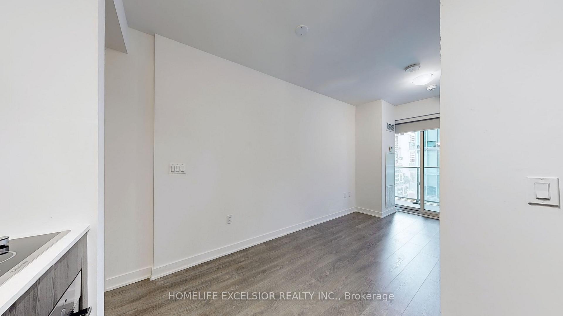 Photo 14 of Unit 914, 195 Redpath Avenue, Toronto, Mount Pleasant West — HOMEH