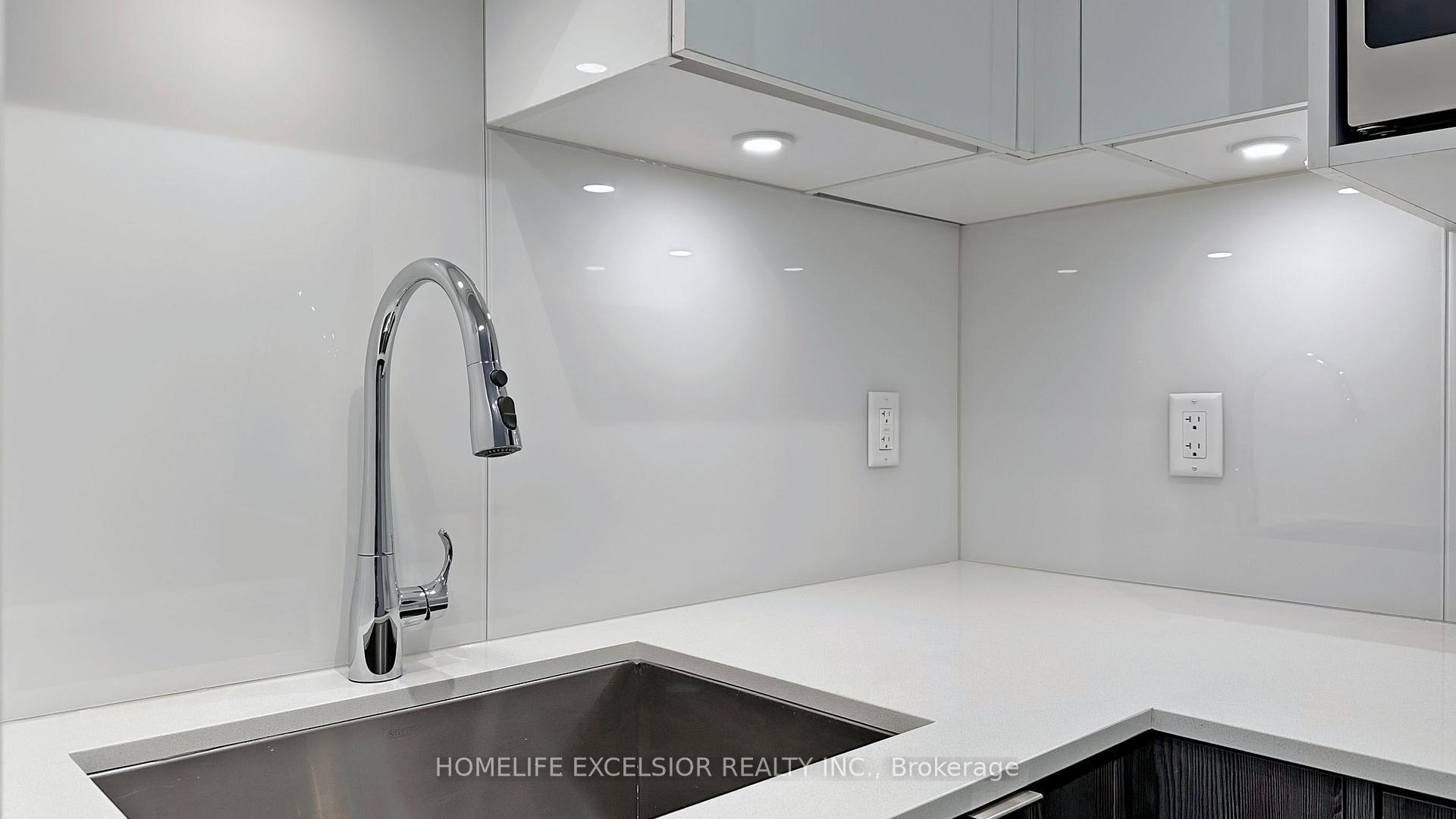 Photo 18 of Unit 914, 195 Redpath Avenue, Toronto, Mount Pleasant West — HOMEH