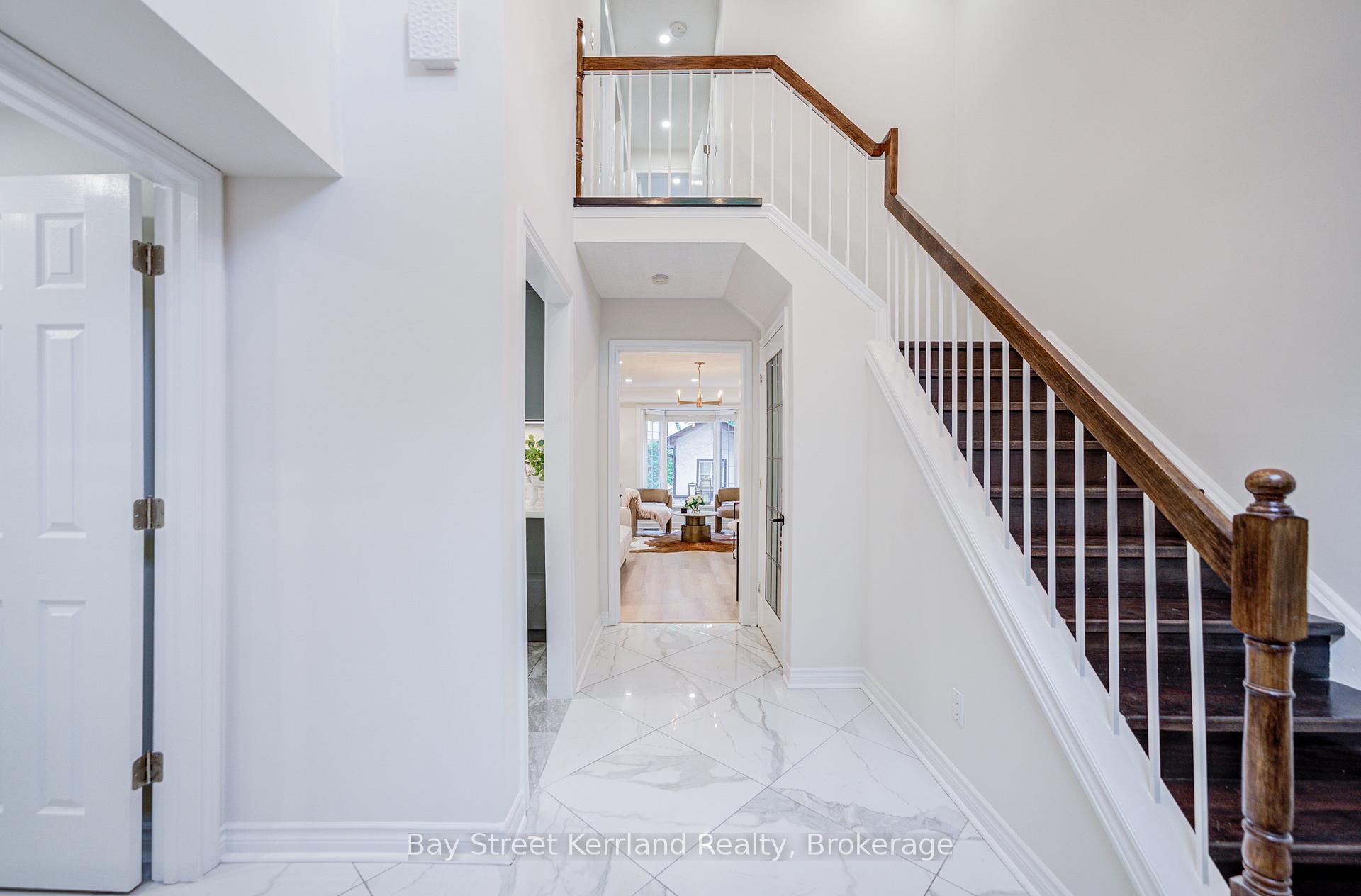 Photo 5 of 4143 Jefton Crescent, Mississauga, Erin Mills — HOMEH