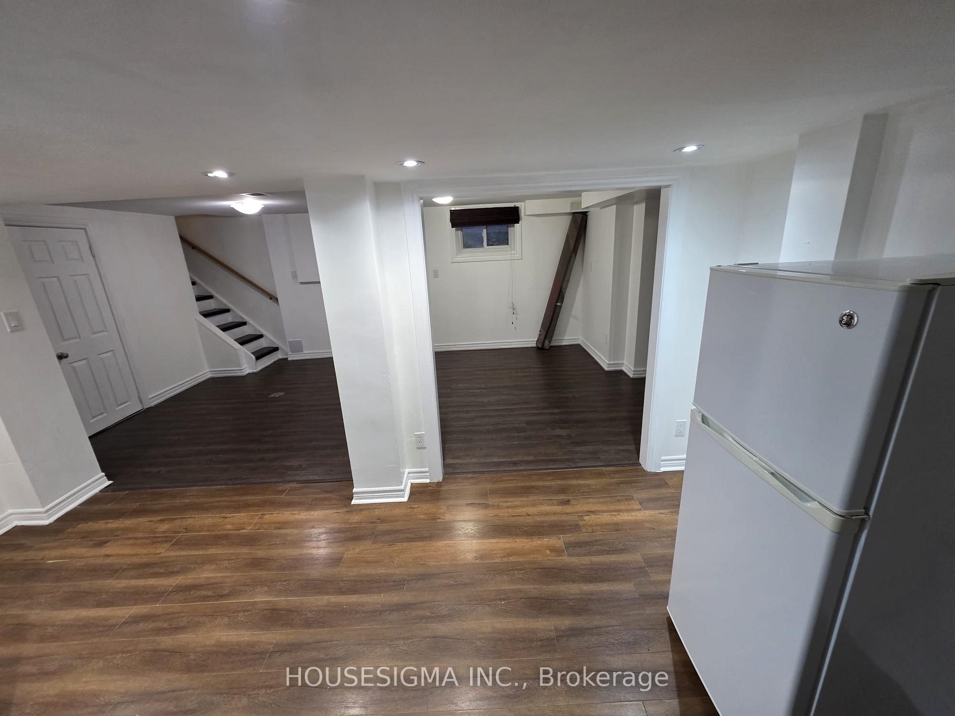 Photo 2 of Unit BSMT, 30 Silvercrest Avenue, Etobicoke, Alderwood — HOMEH