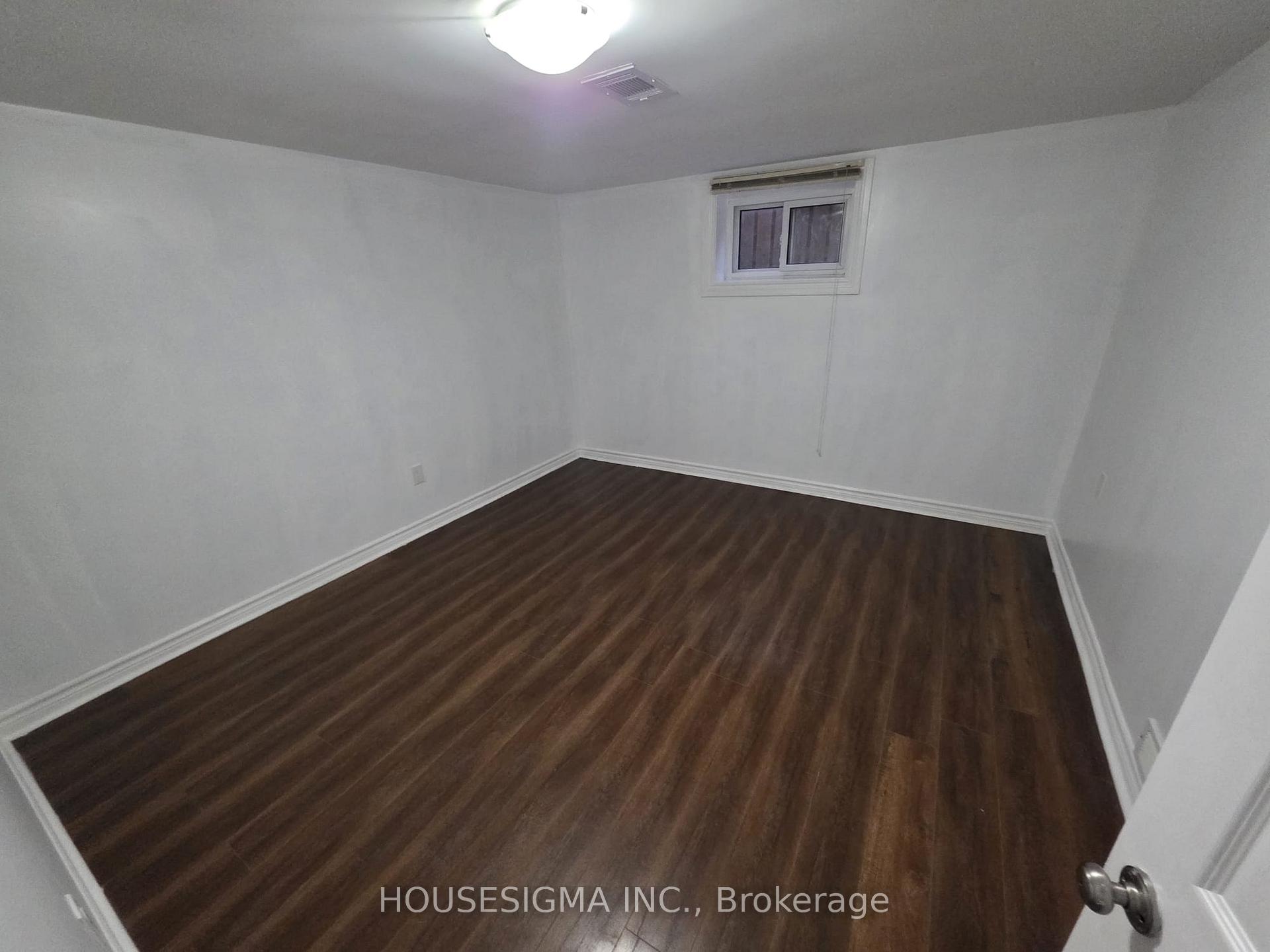 Photo 6 of Unit BSMT, 30 Silvercrest Avenue, Etobicoke, Alderwood — HOMEH