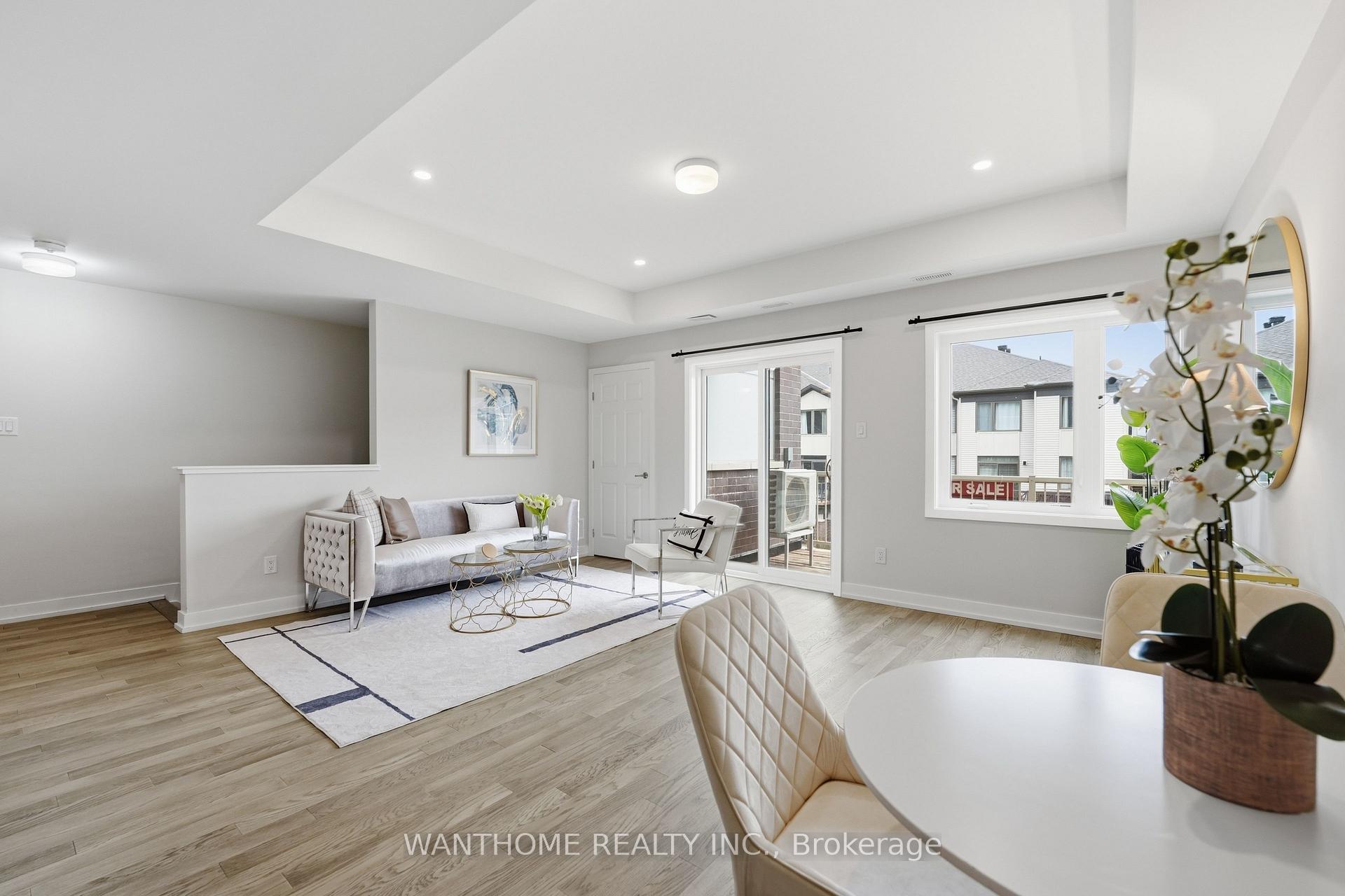 Photo 4 of 264 Anyolite Private, Ottawa, Barrhaven - Heritage Park — HOMEH