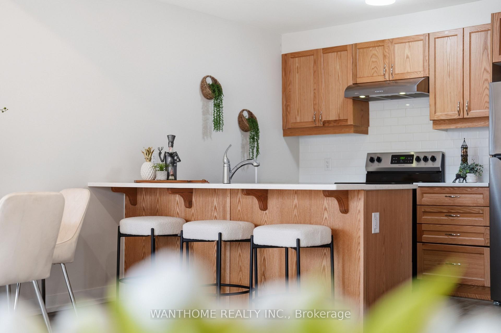 Photo 14 of 264 Anyolite Private, Ottawa, Barrhaven - Heritage Park — HOMEH