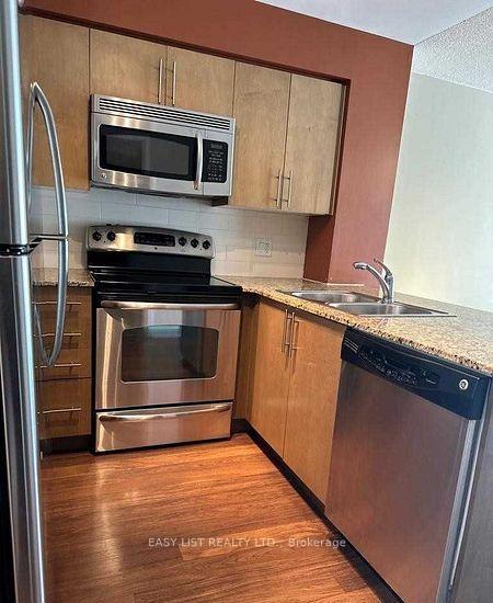 Photo 13 of Unit 804, 2191 Yonge Street, Toronto, Mount Pleasant West — HOMEH