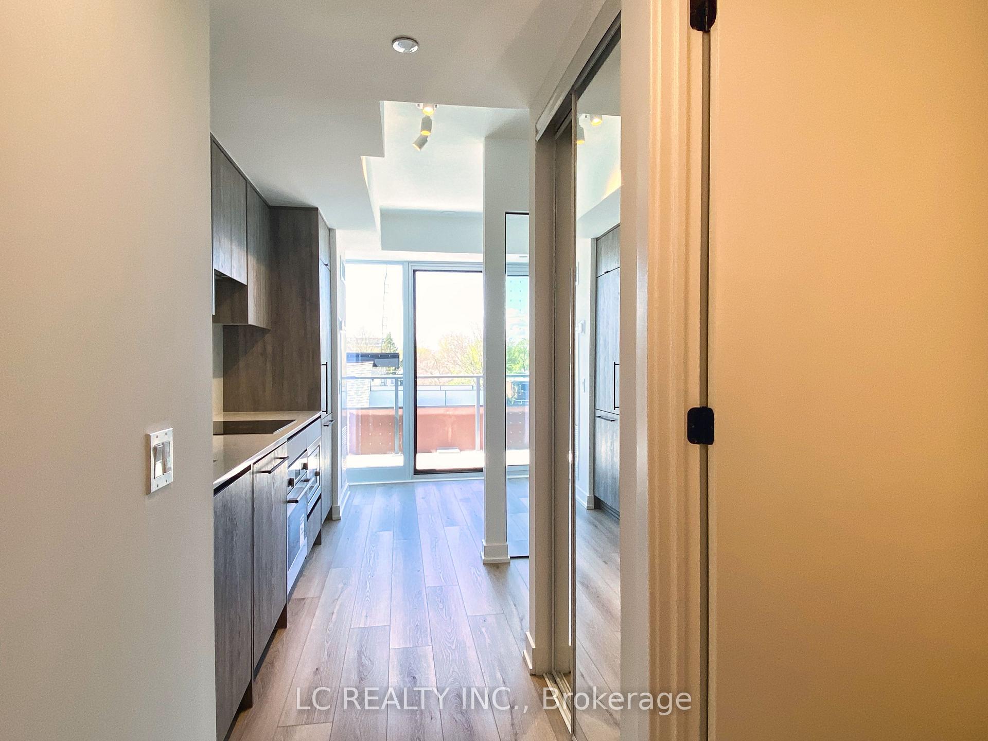 Photo 8 of Unit 418, 5 Lakeview Avenue, Toronto, Trinity-Bellwoods — HOMEH