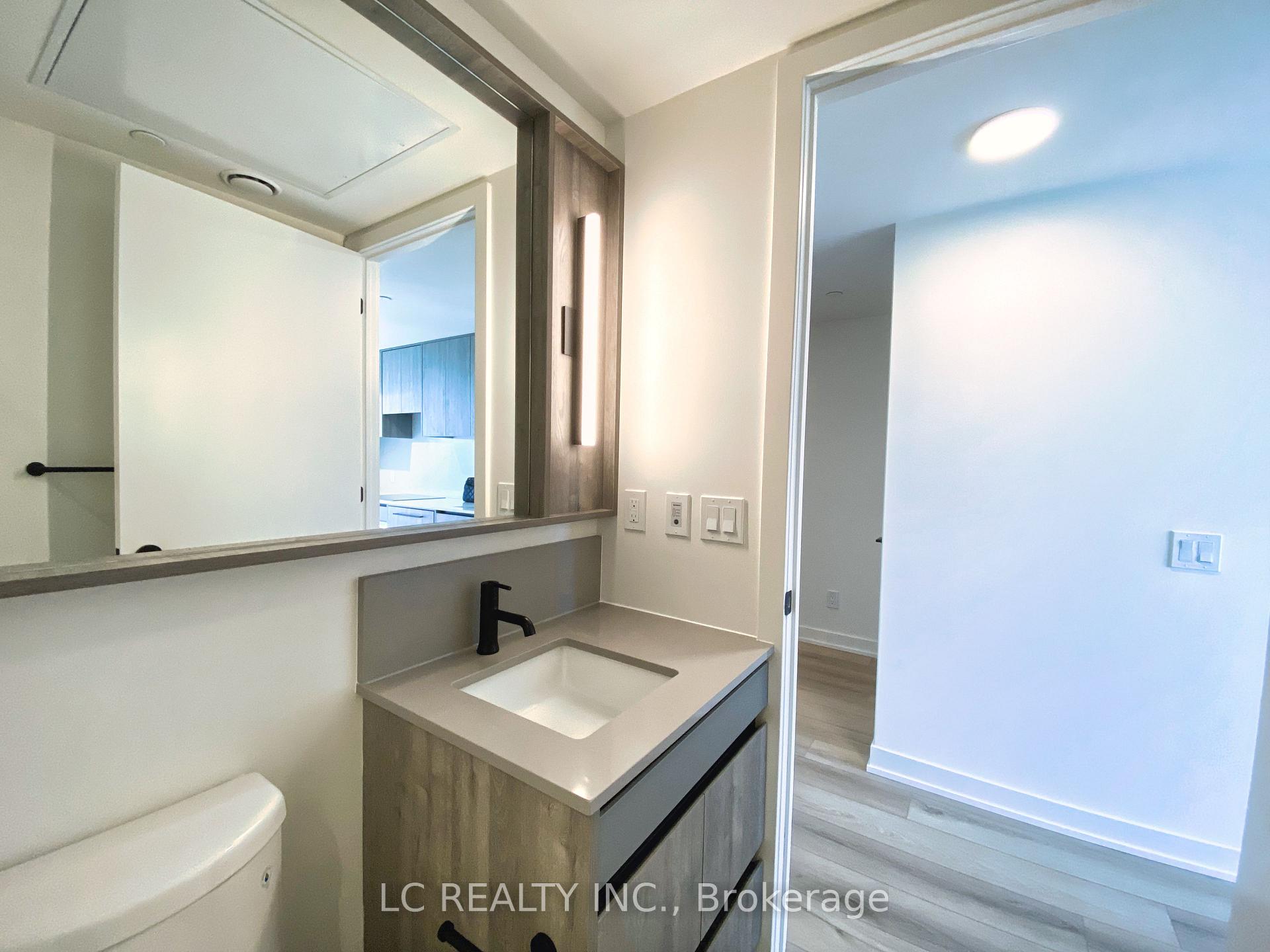 Photo 17 of Unit 418, 5 Lakeview Avenue, Toronto, Trinity-Bellwoods — HOMEH