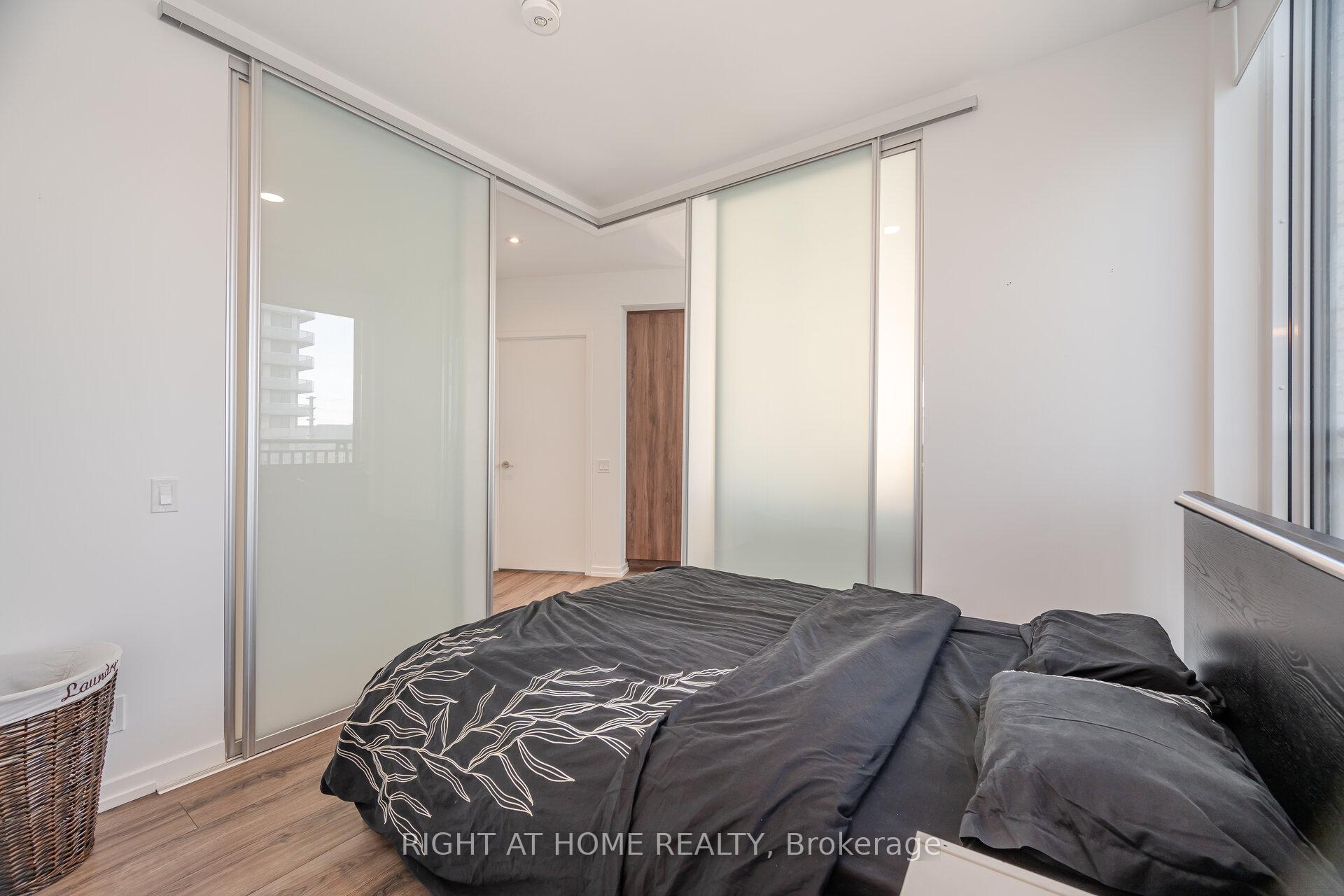 Photo 27 of Unit 508, 7890 Jane Street, Vaughan, Vaughan Corporate Centre — HOMEH