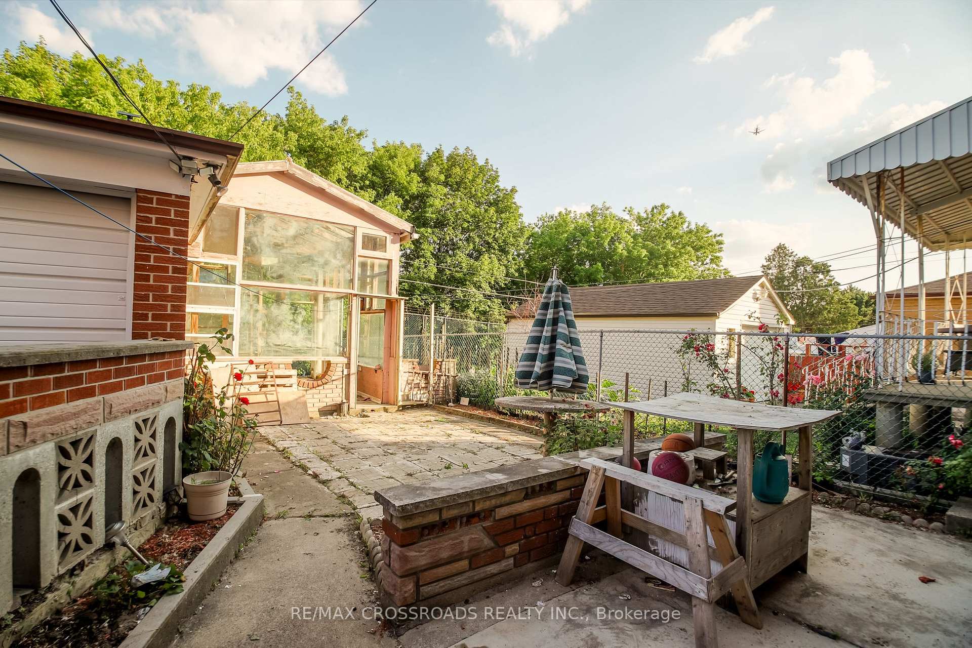 Photo 32 of 53 Giltspur Drive, North York, Glenfield-Jane Heights — HOMEH