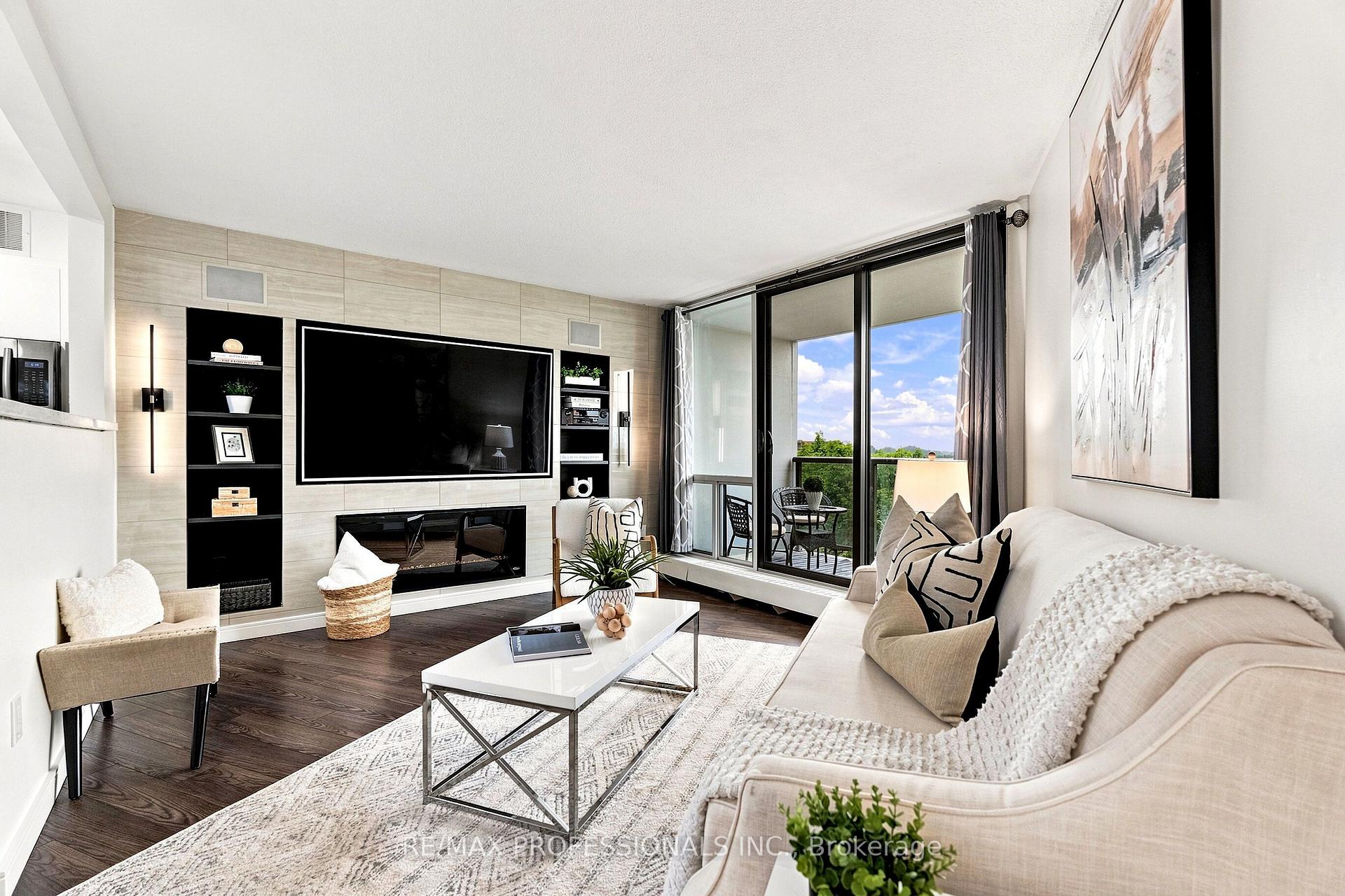 Front of Unit 705, 2665 Windwood Drive