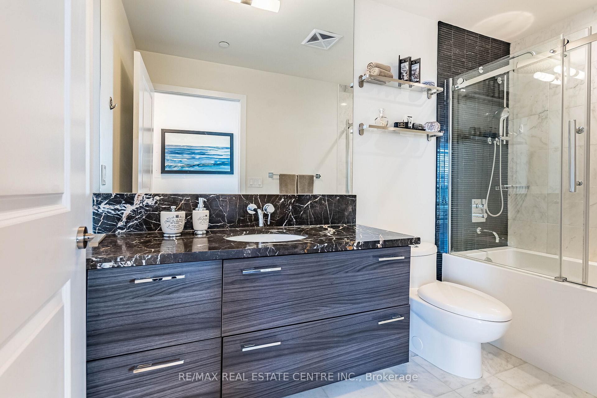Photo 6 of Unit 2102, 33 Shore Breeze Drive, Etobicoke, Mimico — HOMEH