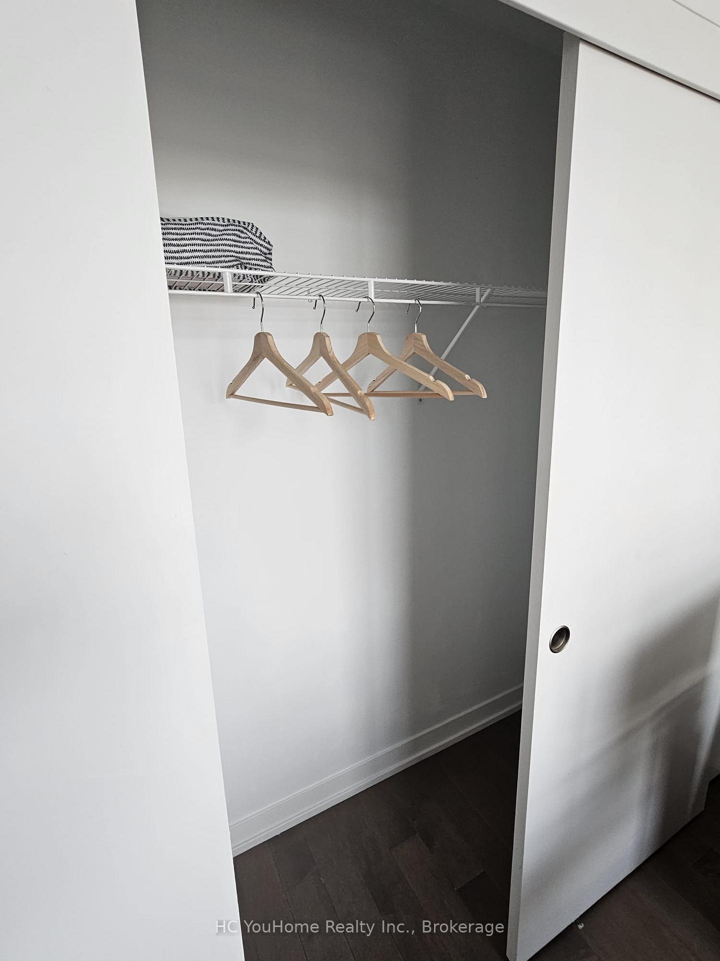 Photo 4 of Unit 712, 10 Willison Square, Toronto, Kensington-Chinatown — HOMEH