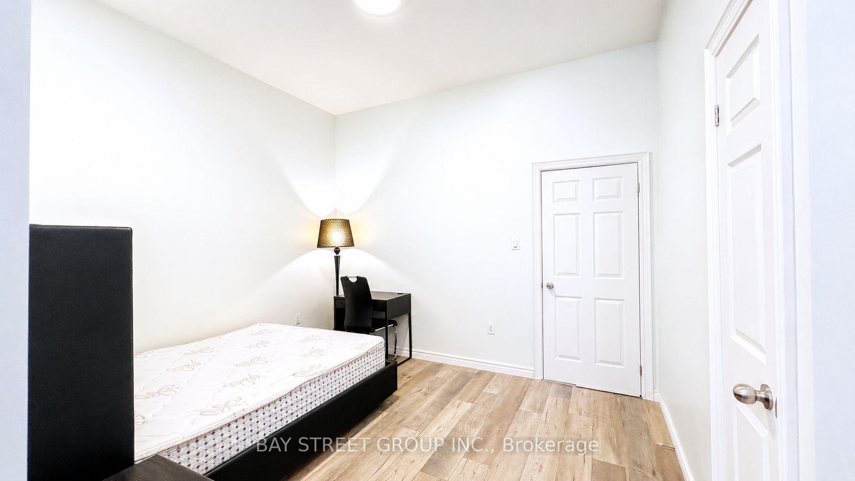 Photo 7 of Unit 102, 66 Maple Avenue, Barrie, City Centre — HOMEH