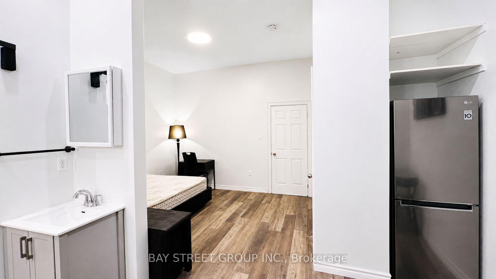Photo 9 of Unit 102, 66 Maple Avenue, Barrie, City Centre — HOMEH