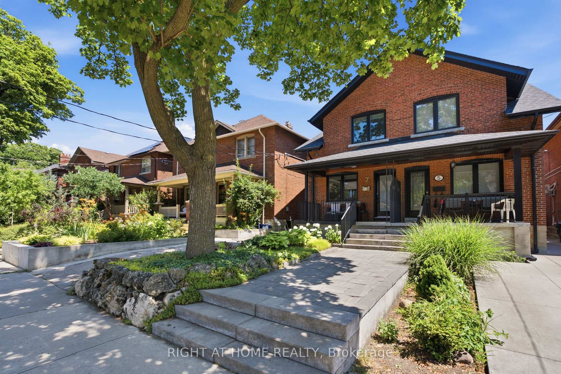 Photo 1 of 7 Hector Avenue, Toronto, Wychwood — HOMEH