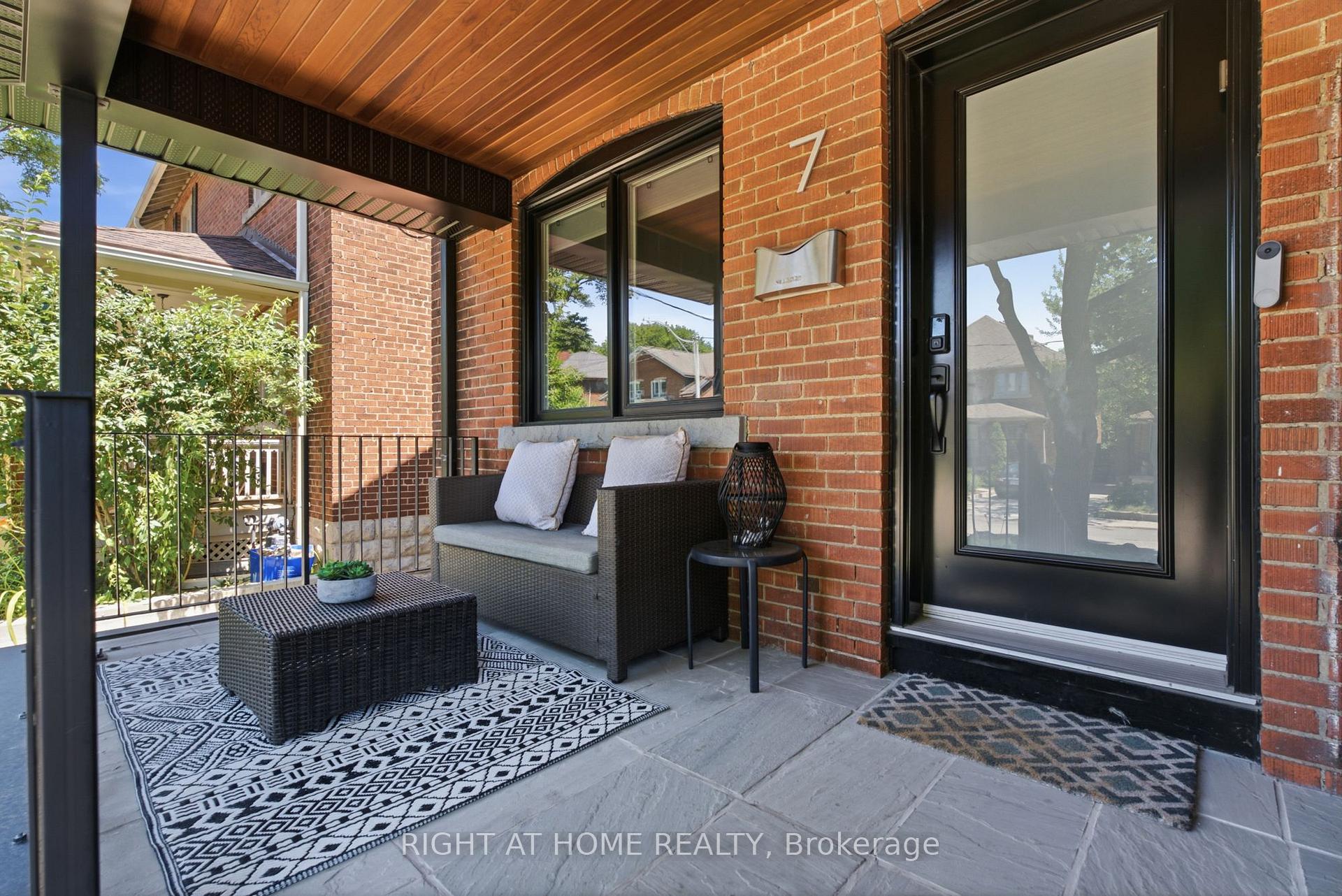 Photo 2 of 7 Hector Avenue, Toronto, Wychwood — HOMEH