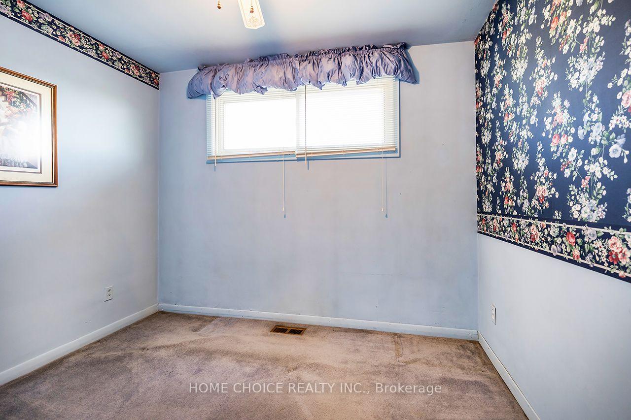 Photo 12 of 341 Rosedale Drive, Whitby, Downtown Whitby — HOMEH