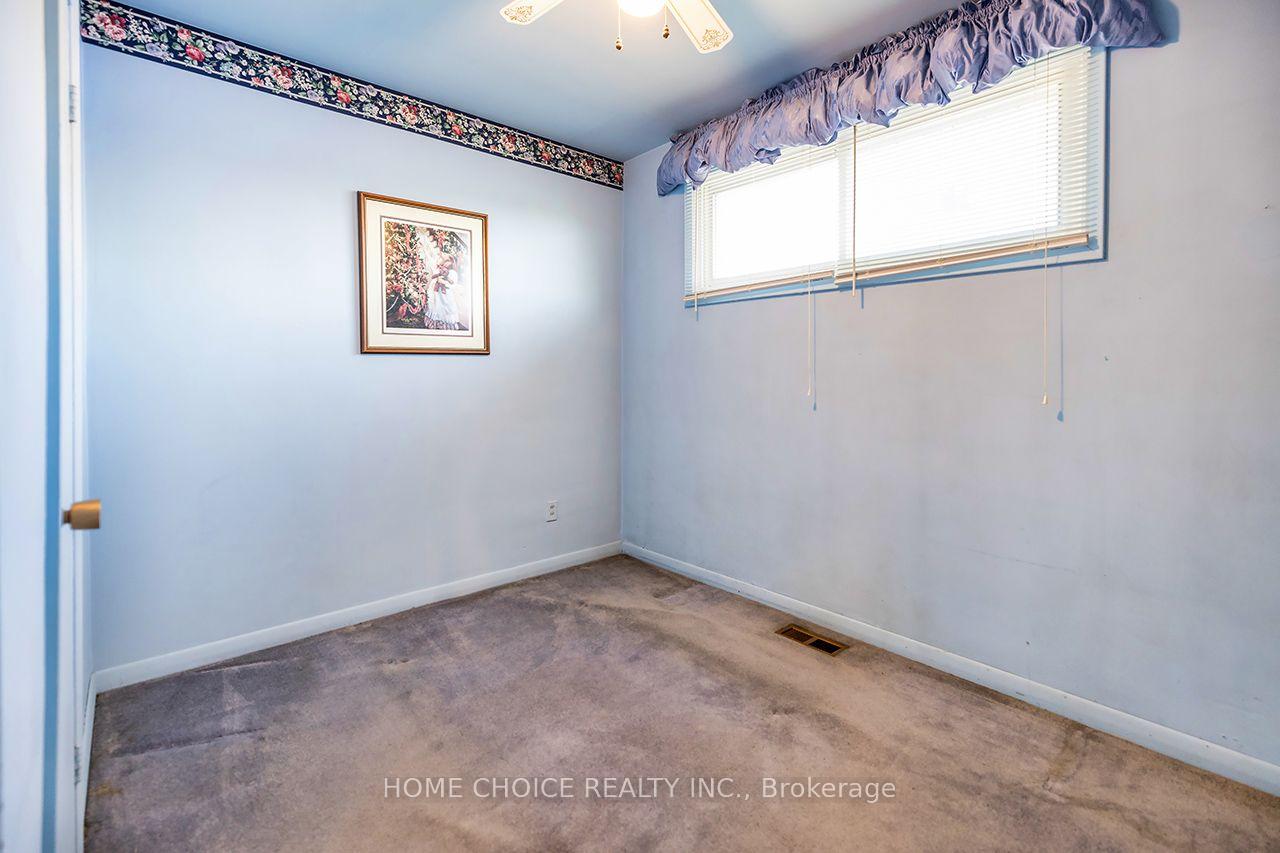 Photo 13 of 341 Rosedale Drive, Whitby, Downtown Whitby — HOMEH