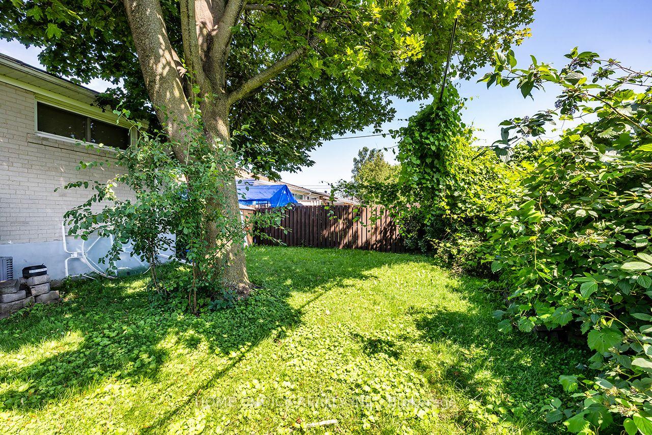 Photo 27 of 341 Rosedale Drive, Whitby, Downtown Whitby — HOMEH