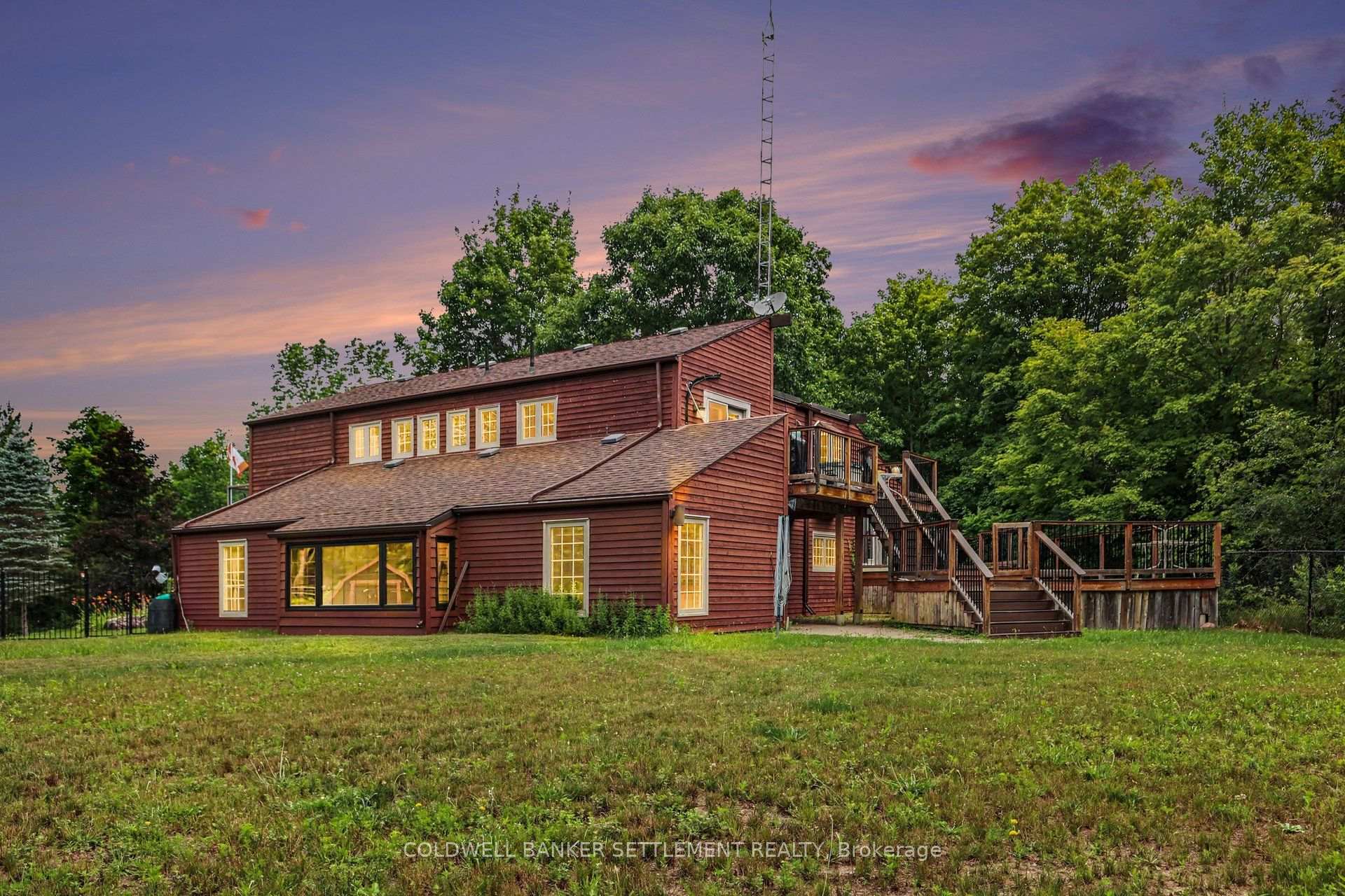 Photo 3 of 4277 Scotch Line Road, Tay Valley, Bathurst/Burgess & Sherbrooke (North Burgess) Twp — HOMEH