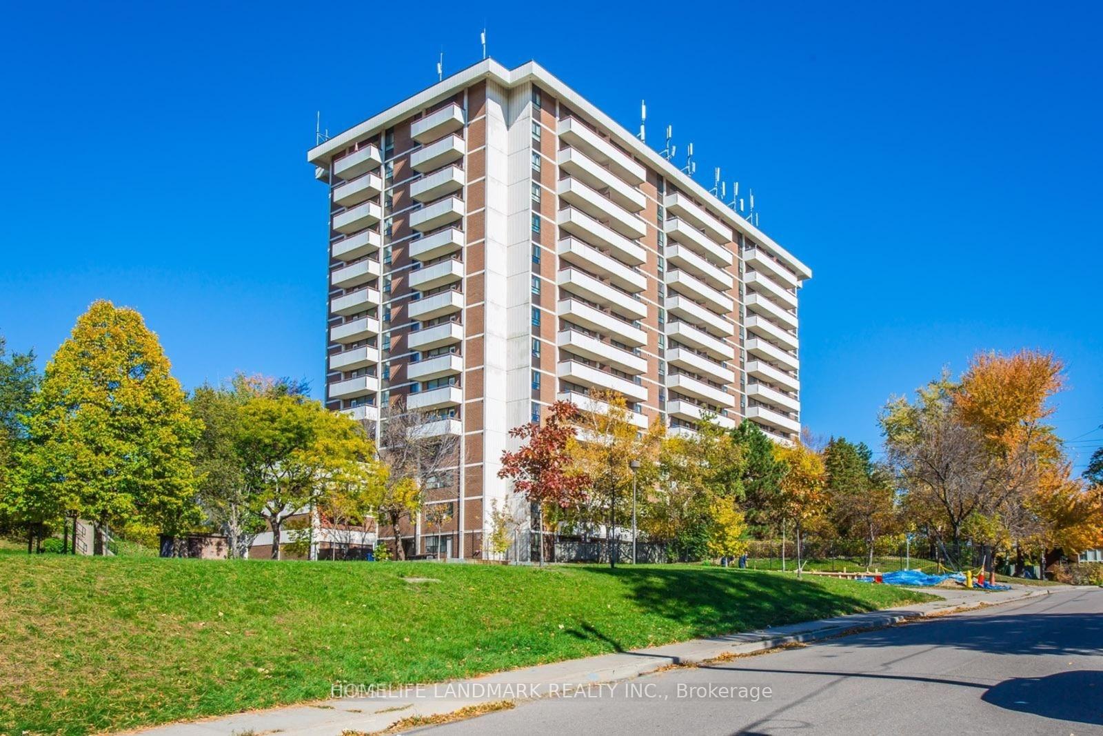 Photo of Unit 107, 541 Blackthorn Avenue