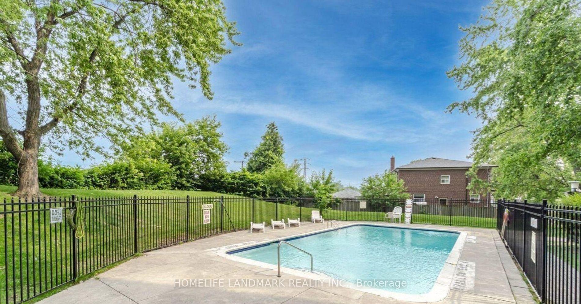 Photo 4 of Unit 107, 541 Blackthorn Avenue, Toronto, Keelesdale-Eglinton West — HOMEH