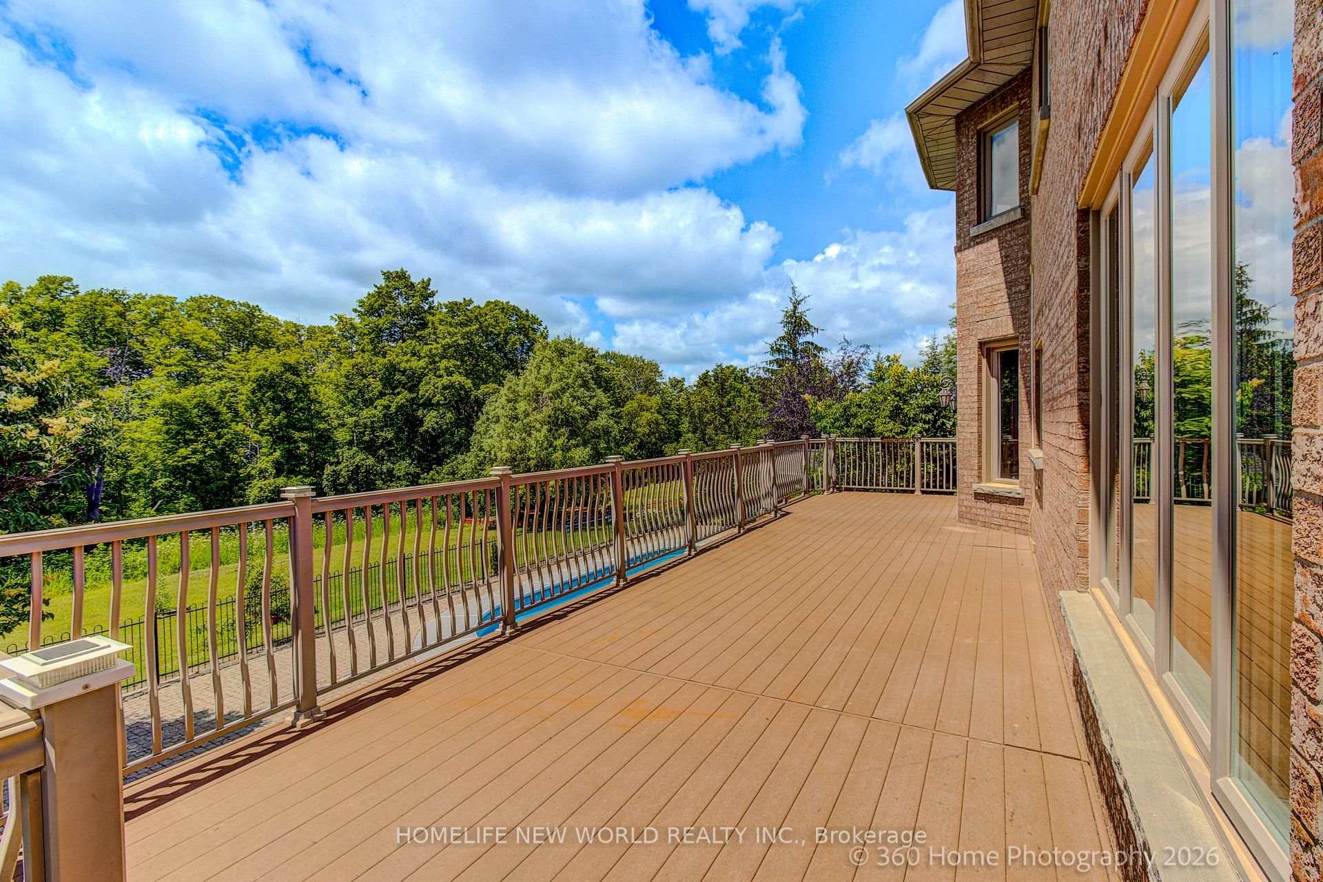 Photo 11 of 212 Burns Boulevard, King, King City — HOMEH