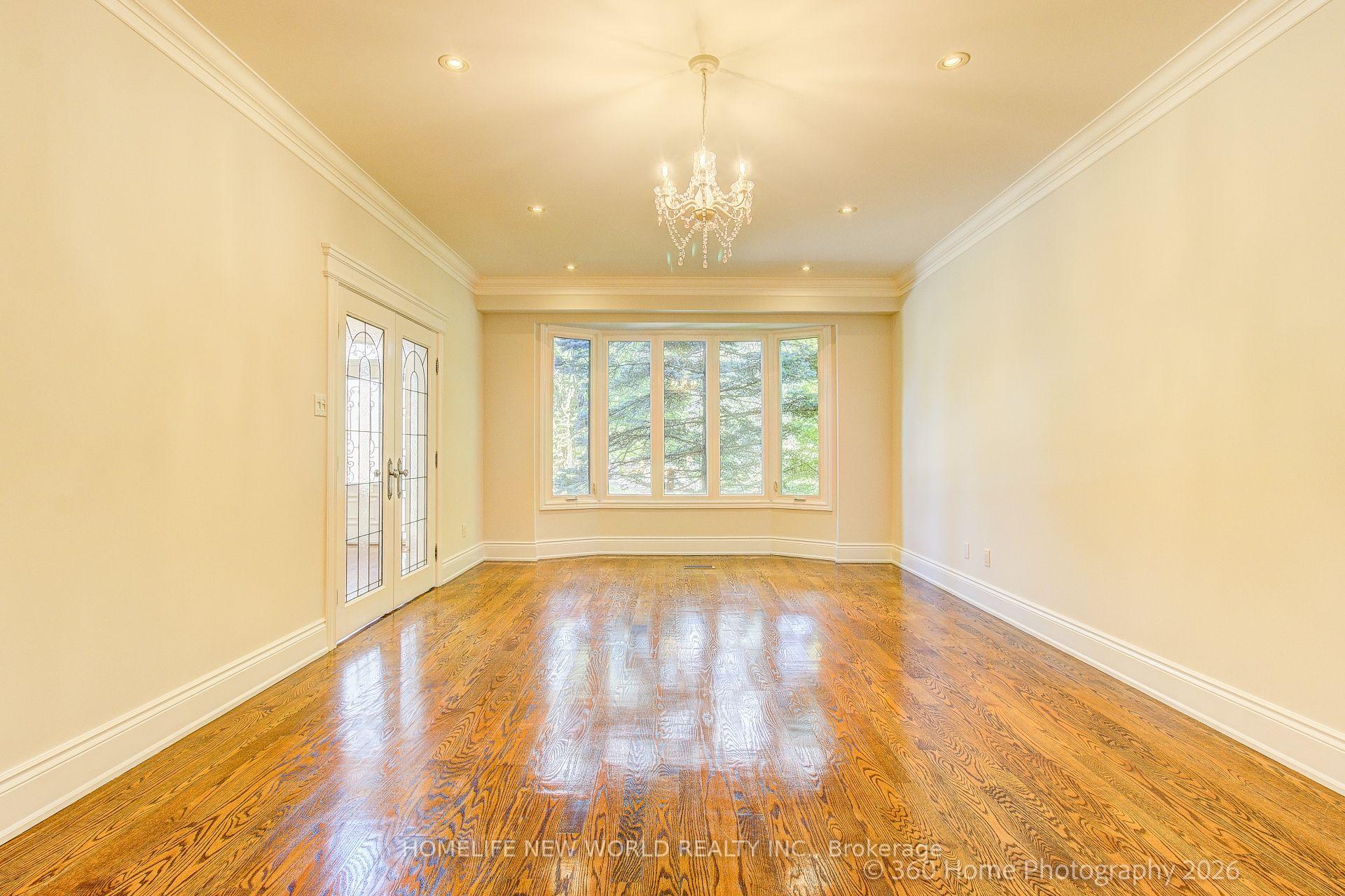Photo 15 of 212 Burns Boulevard, King, King City — HOMEH