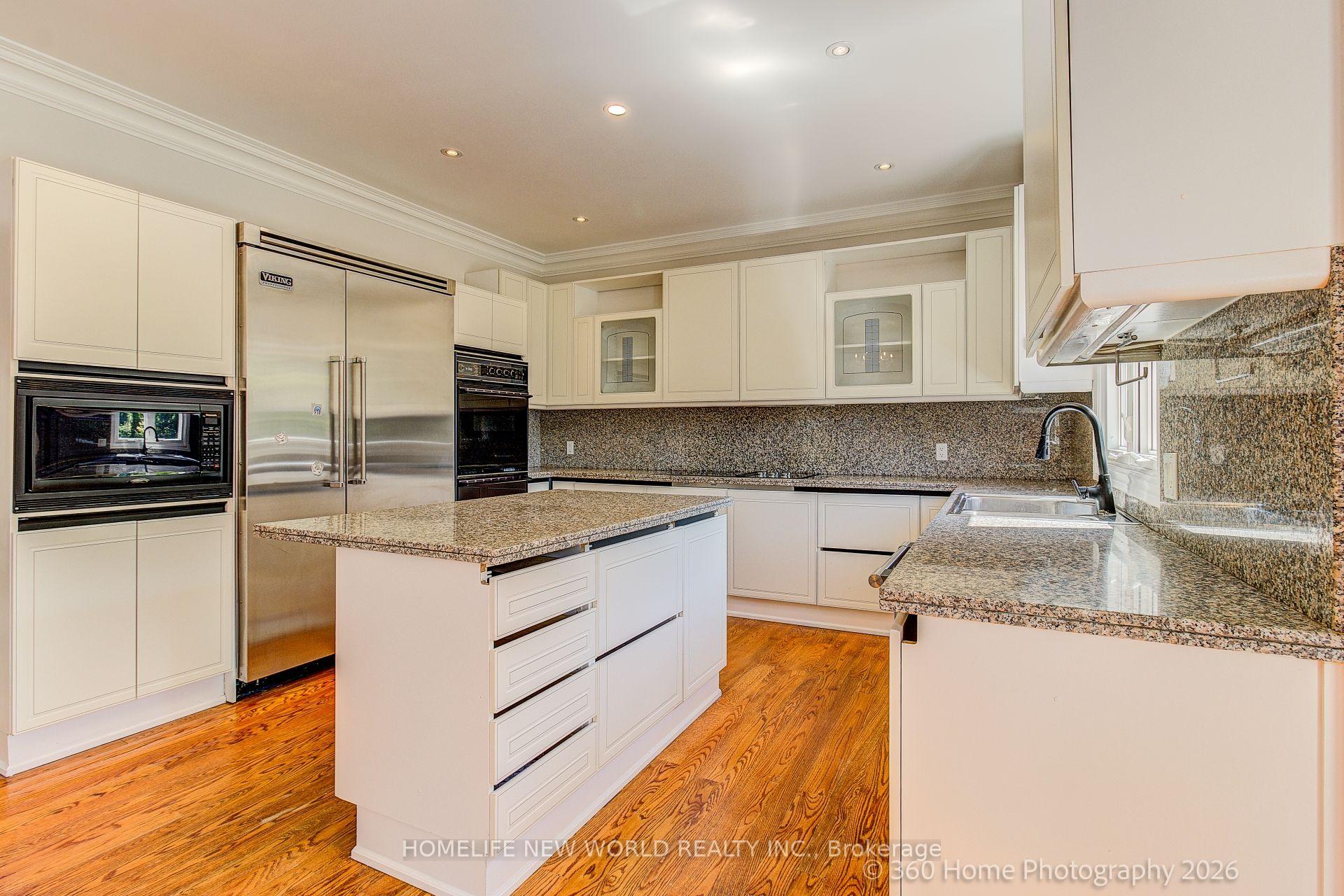 Photo 19 of 212 Burns Boulevard, King, King City — HOMEH