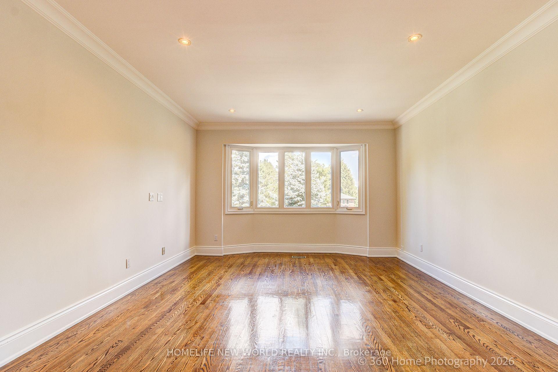 Photo 27 of 212 Burns Boulevard, King, King City — HOMEH