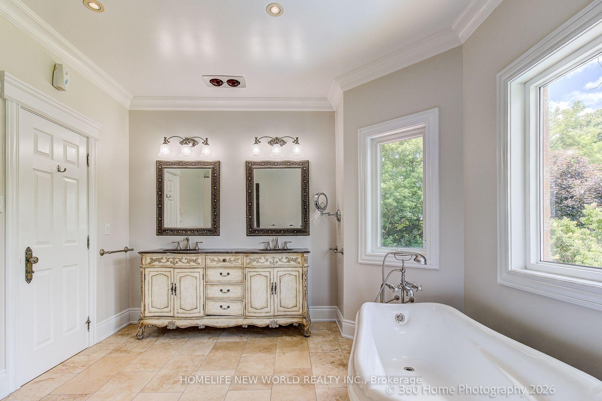 Photo 30 of 212 Burns Boulevard, King, King City — HOMEH