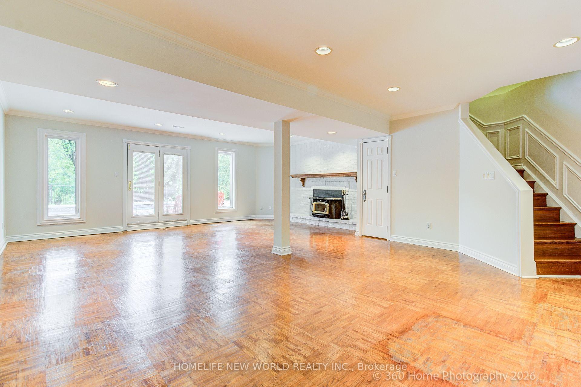 Photo 39 of 212 Burns Boulevard, King, King City — HOMEH