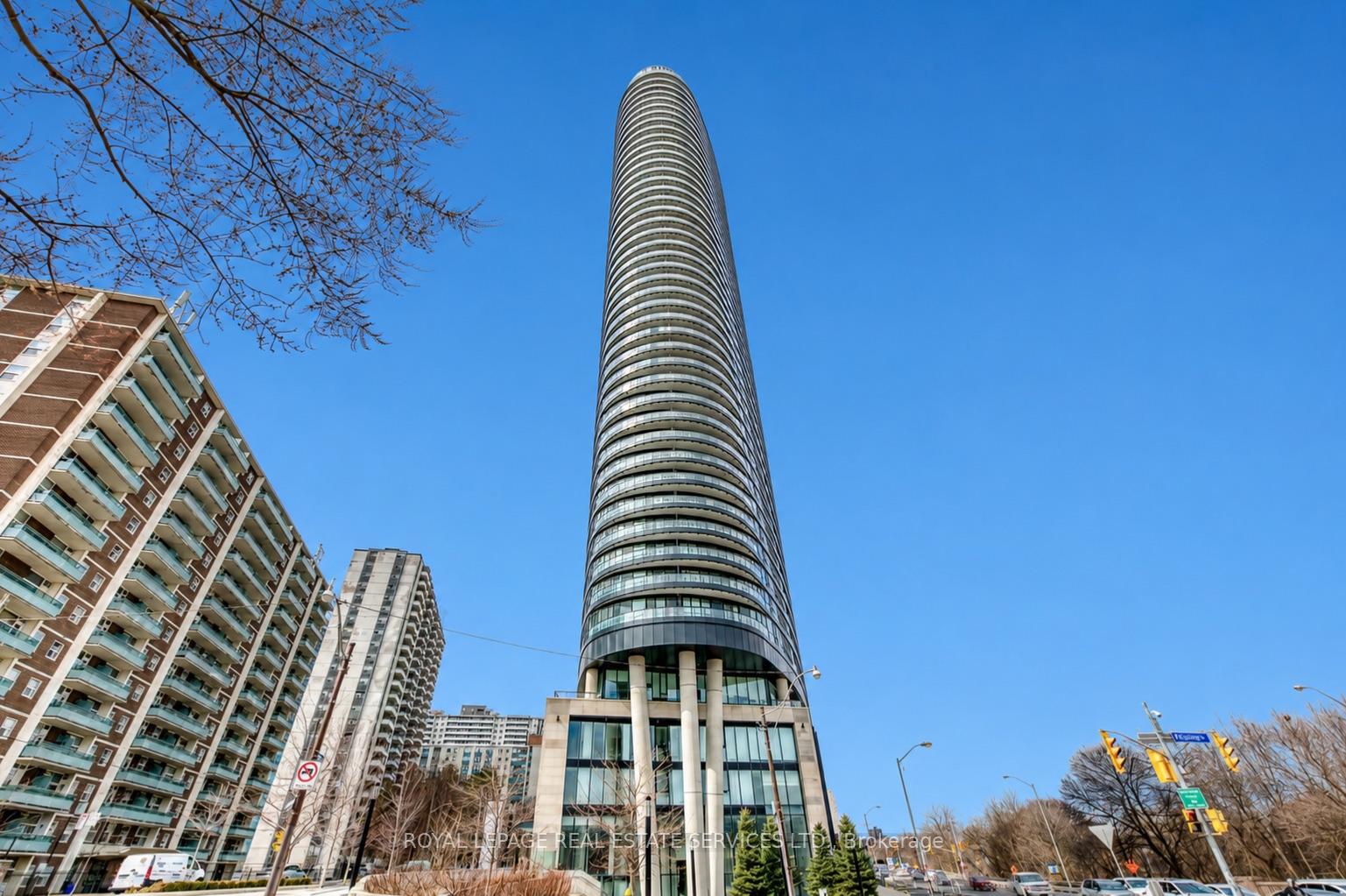 Photo 1 of Unit 1320, 585 Bloor Street E, Toronto, North St. James Town — HOMEH