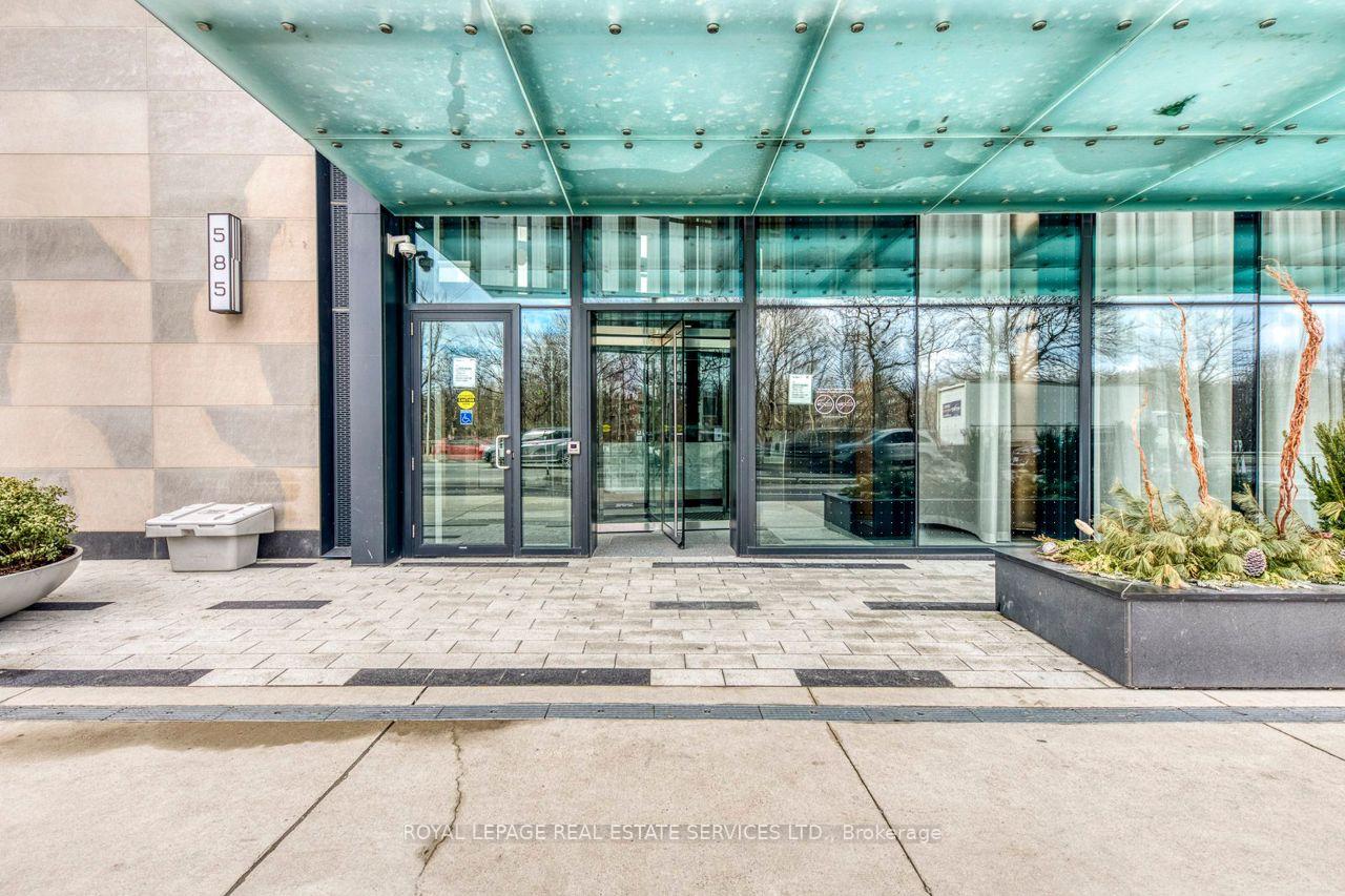 Photo 3 of Unit 1320, 585 Bloor Street E, Toronto, North St. James Town — HOMEH