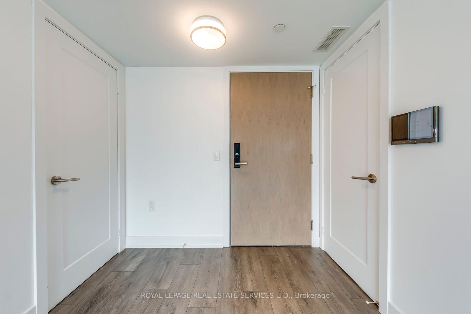 Photo 5 of Unit 1320, 585 Bloor Street E, Toronto, North St. James Town — HOMEH