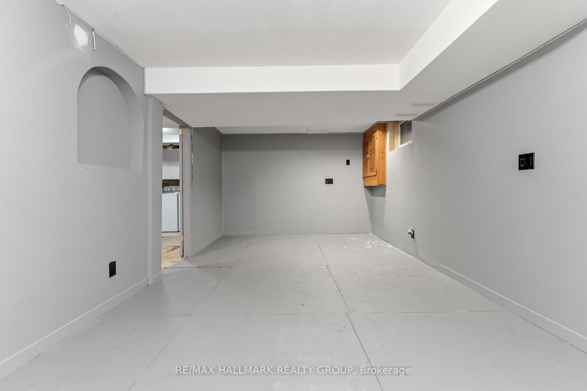 Photo 29 of 1093 St-Emmanuel Terrace, Ottawa, Convent Glen North — HOMEH