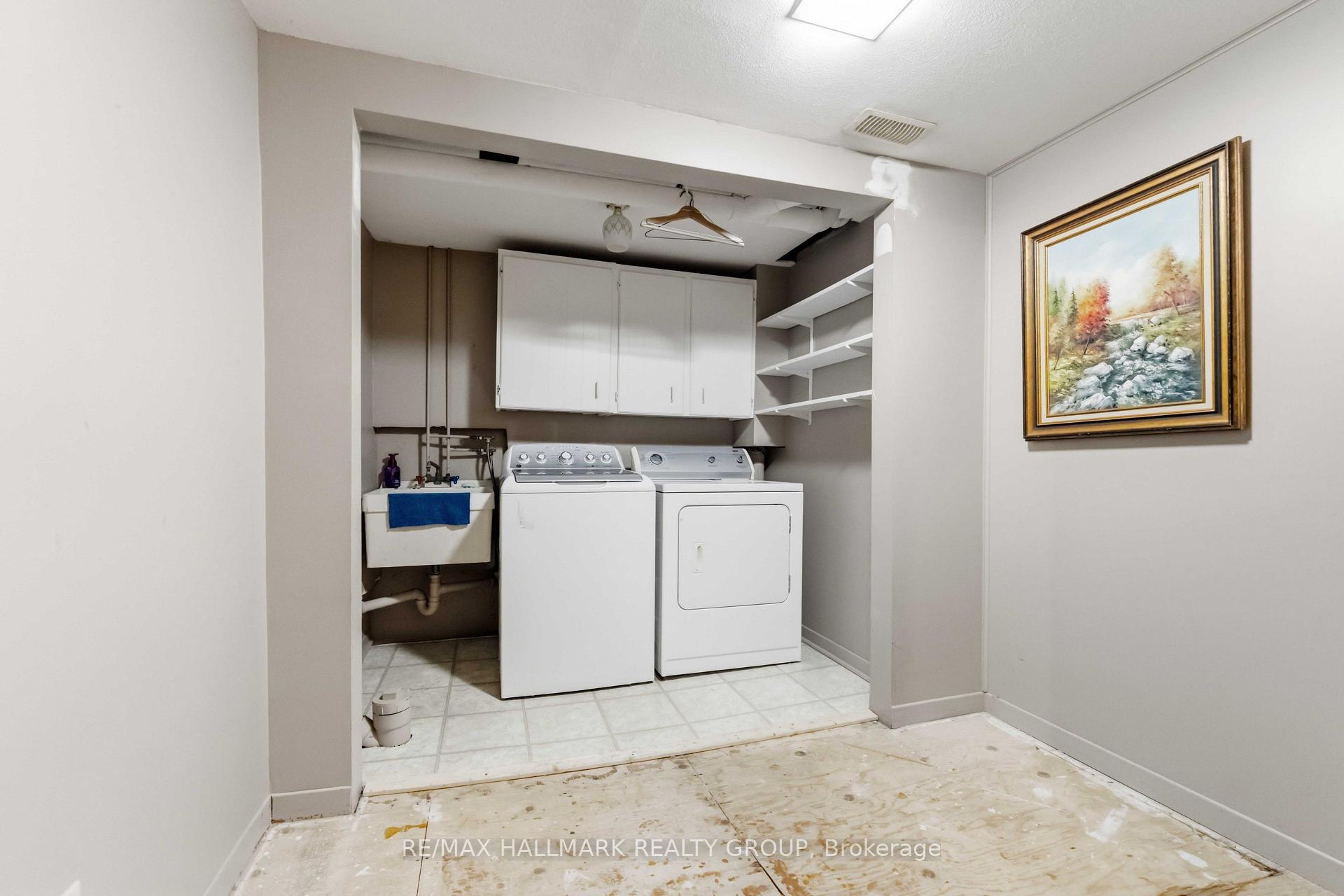 Photo 30 of 1093 St-Emmanuel Terrace, Ottawa, Convent Glen North — HOMEH