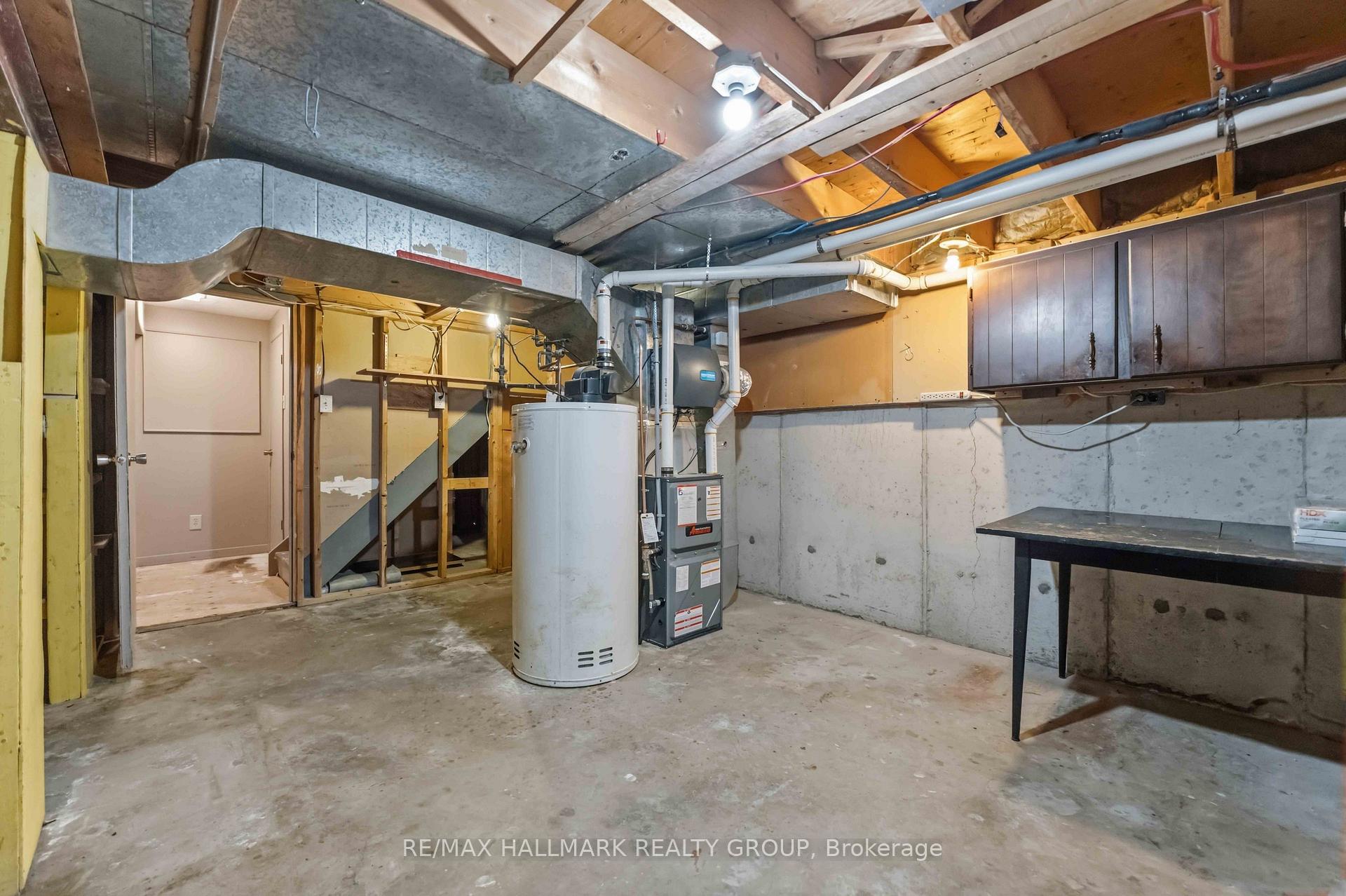 Photo 32 of 1093 St-Emmanuel Terrace, Ottawa, Convent Glen North — HOMEH