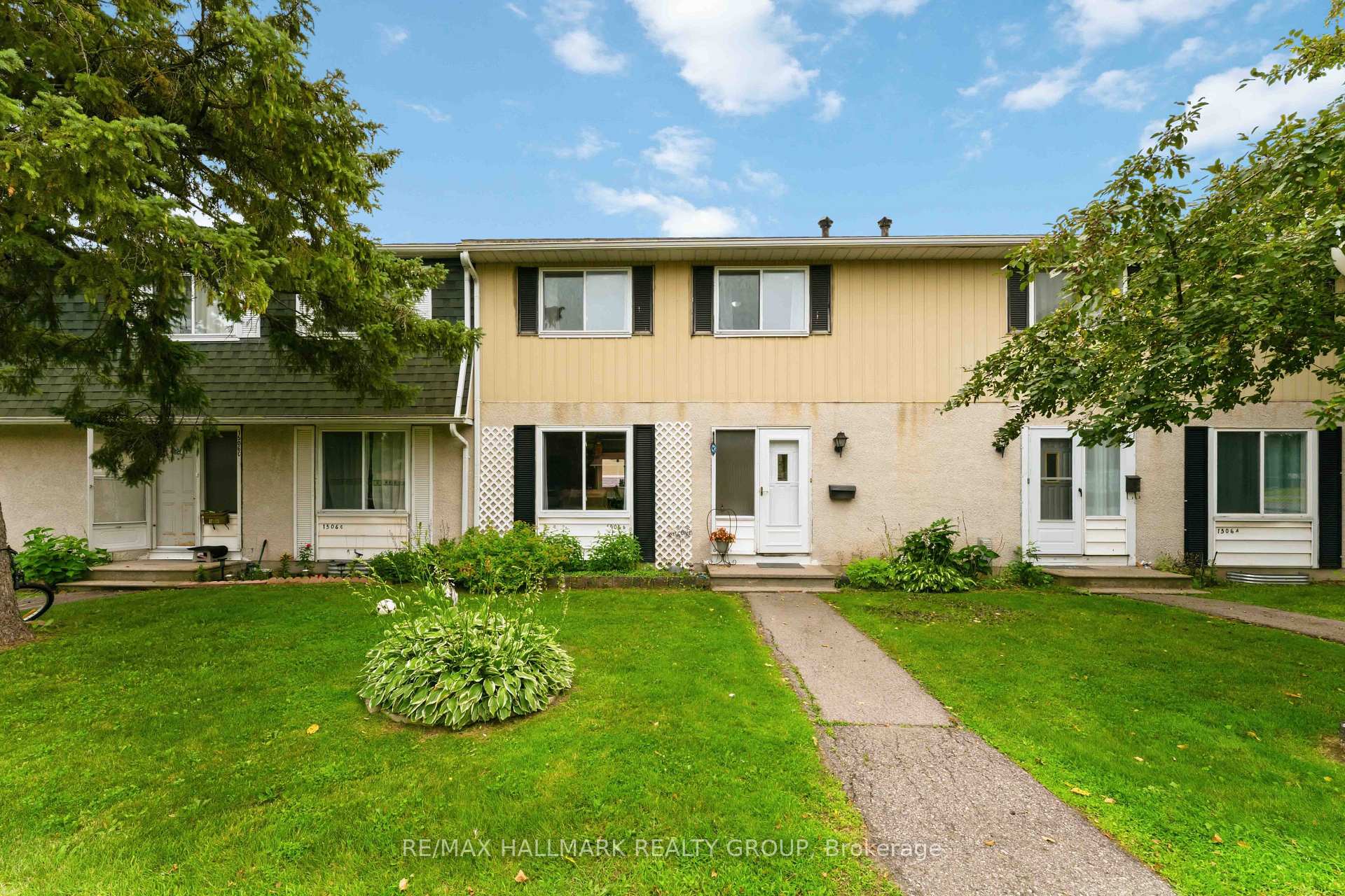 Photo of Unit B, 1506 Beaverpond Drive