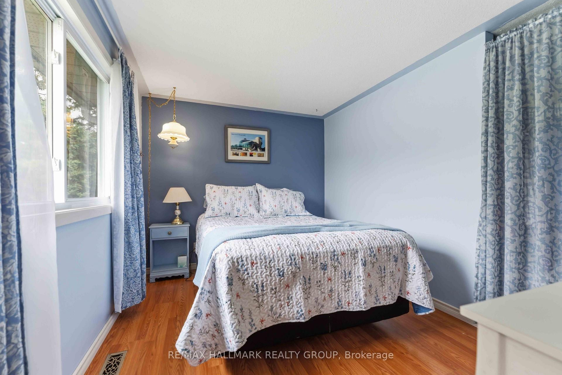 Photo 16 of Unit B, 1506 Beaverpond Drive, Ottawa, Pineview — HOMEH