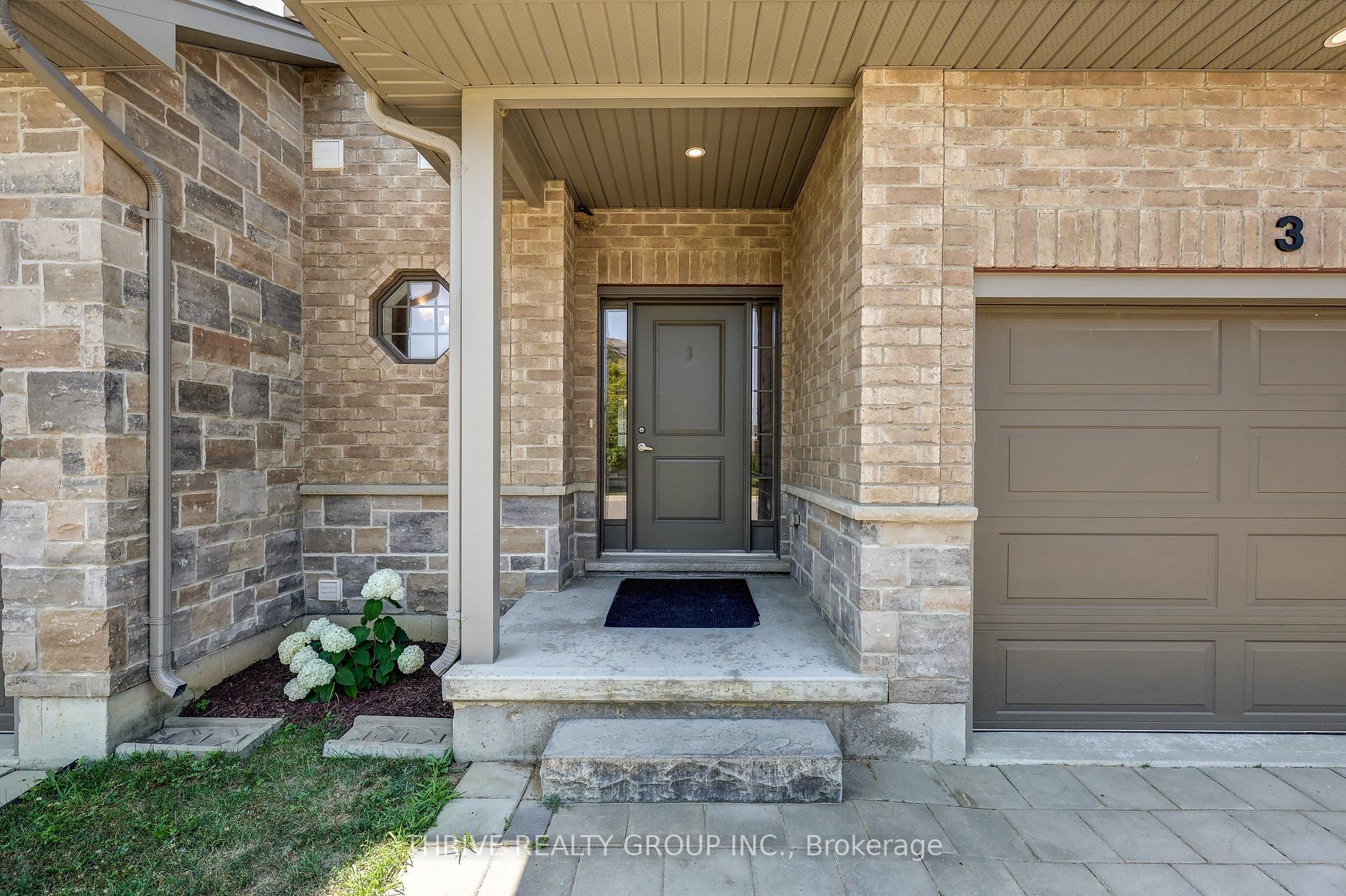 Photo 5 of Unit 3, 2910 Tokala Trail, London, North S — HOMEH