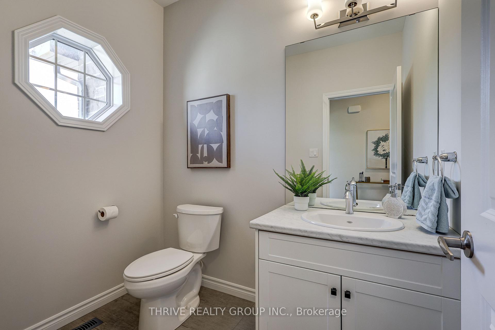Photo 8 of Unit 3, 2910 Tokala Trail, London, North S — HOMEH