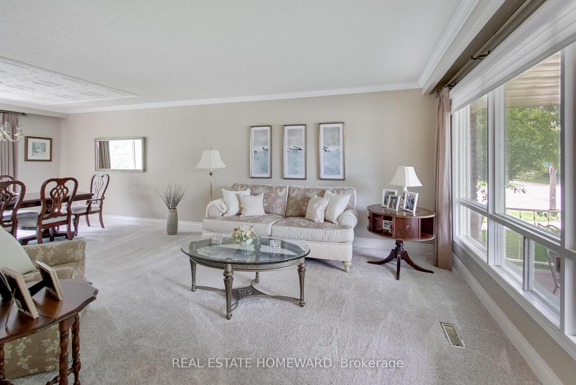 Photo 11 of 3 Emmeloord Crescent, Markham, Unionville — HOMEH