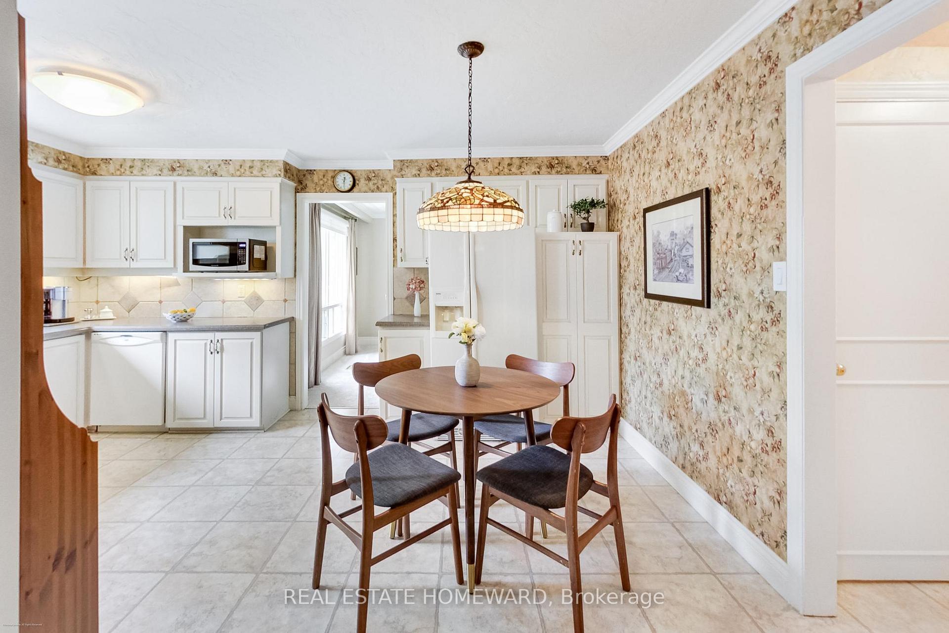 Photo 17 of 3 Emmeloord Crescent, Markham, Unionville — HOMEH