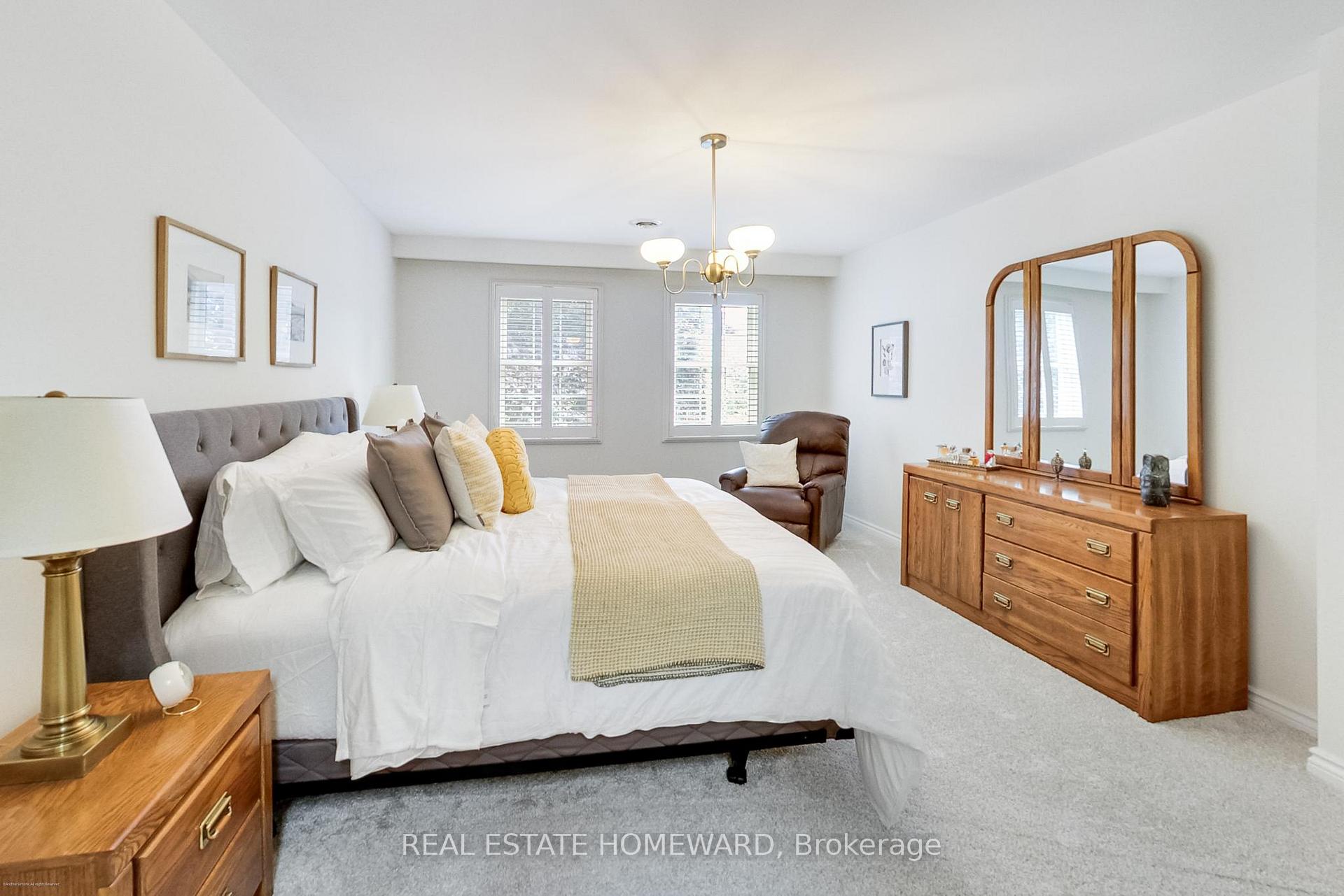 Photo 22 of 3 Emmeloord Crescent, Markham, Unionville — HOMEH