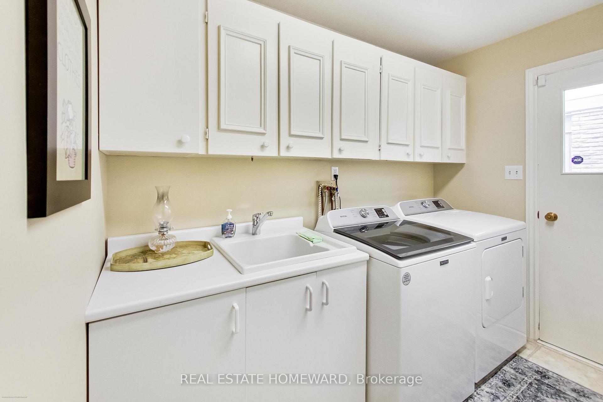 Photo 33 of 3 Emmeloord Crescent, Markham, Unionville — HOMEH