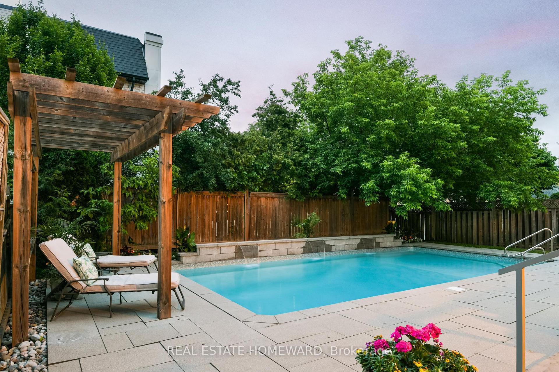 Photo 42 of 3 Emmeloord Crescent, Markham, Unionville — HOMEH