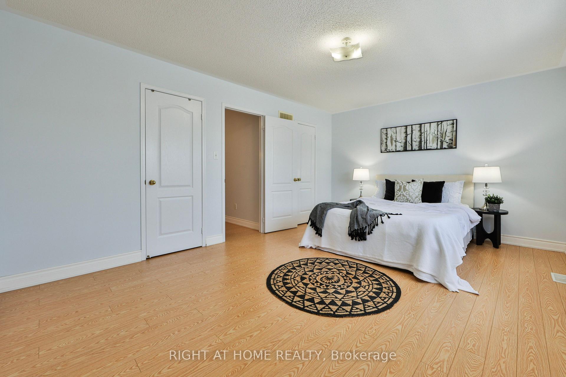 Photo 21 of 3 Silverbell Court, Brampton, Fletcher's Meadow — HOMEH