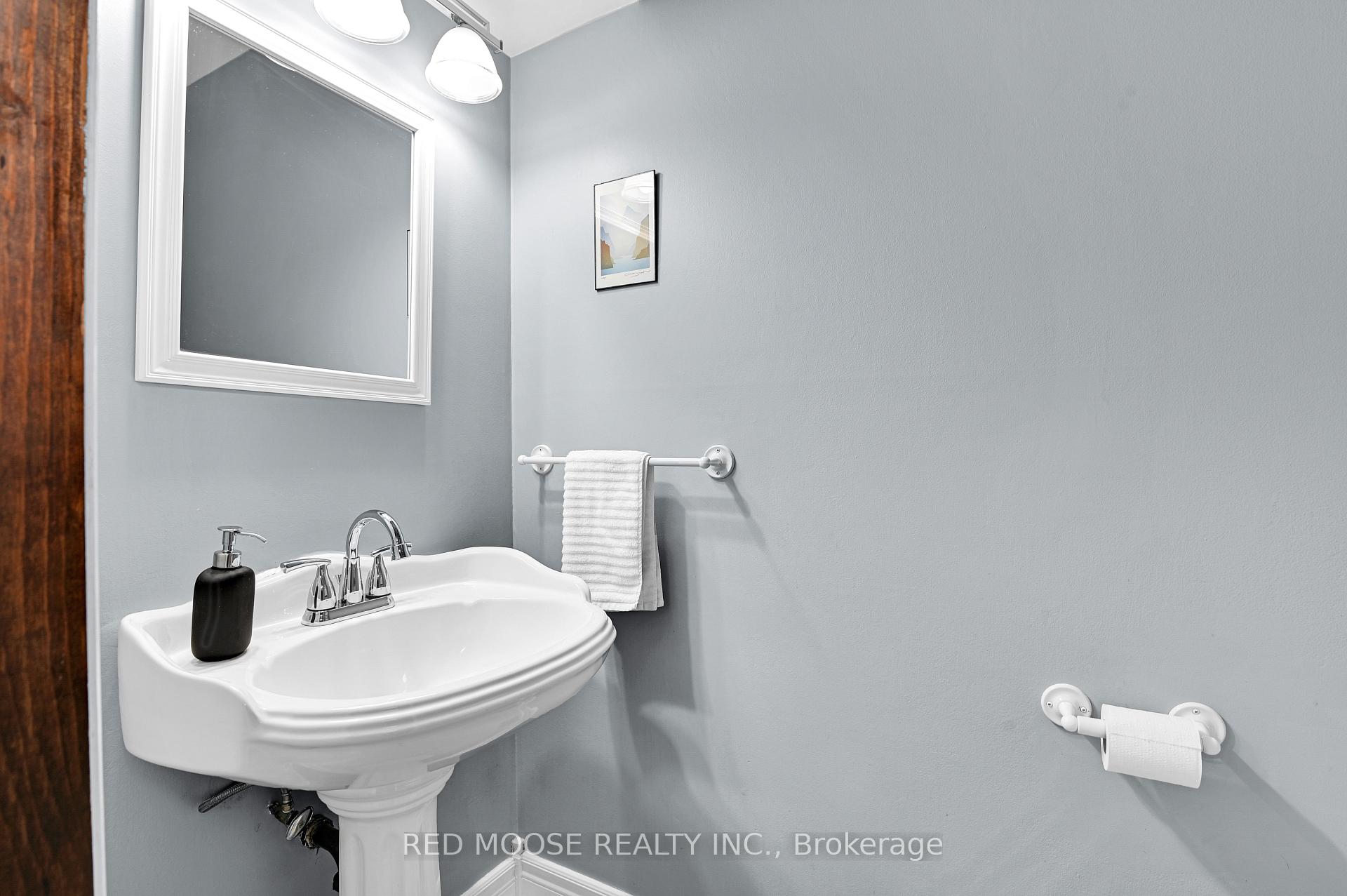 Photo 4 of 67 Valewood Crescent, Ottawa, Blackburn Hamlet — HOMEH