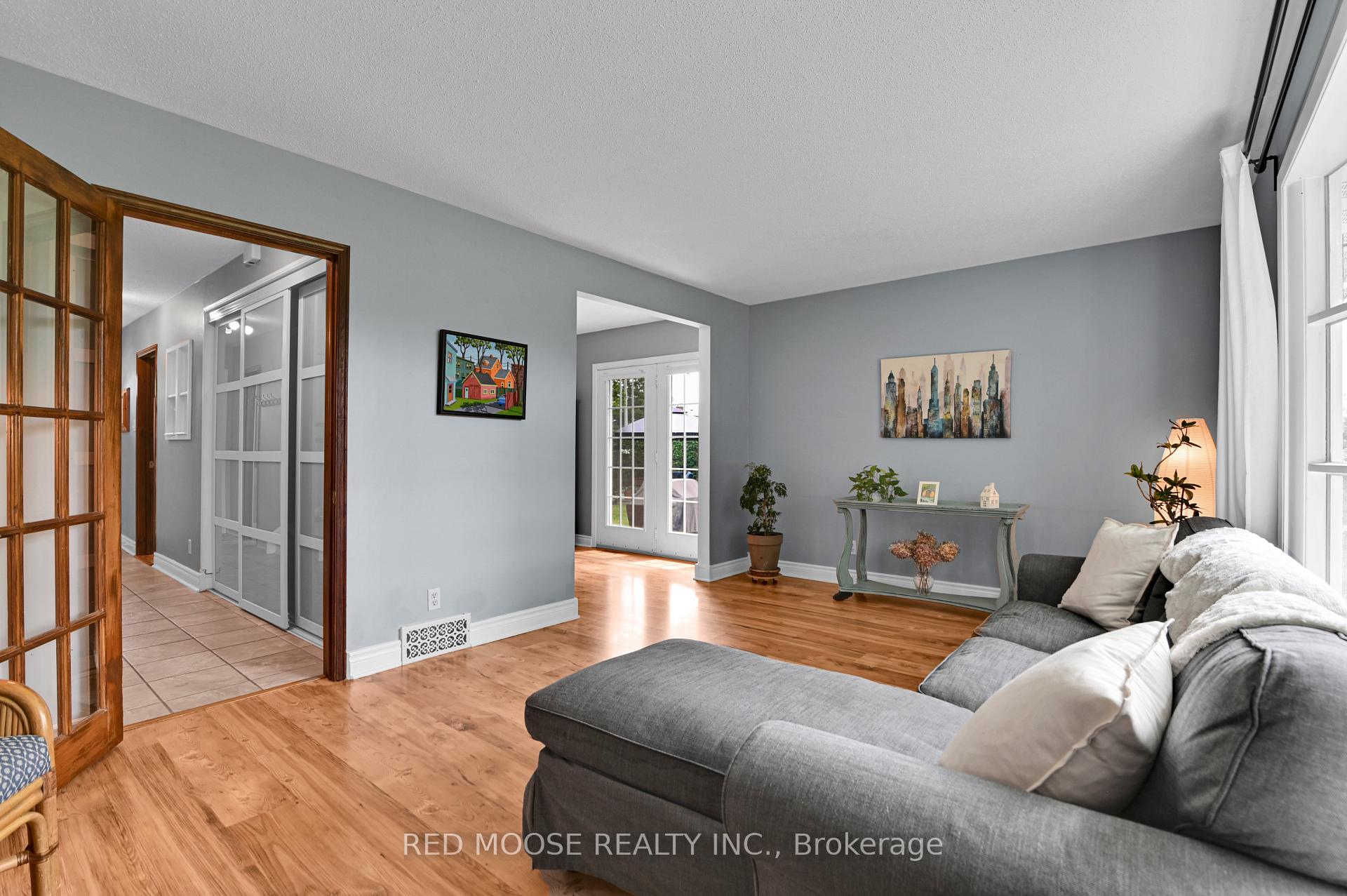 Photo 11 of 67 Valewood Crescent, Ottawa, Blackburn Hamlet — HOMEH