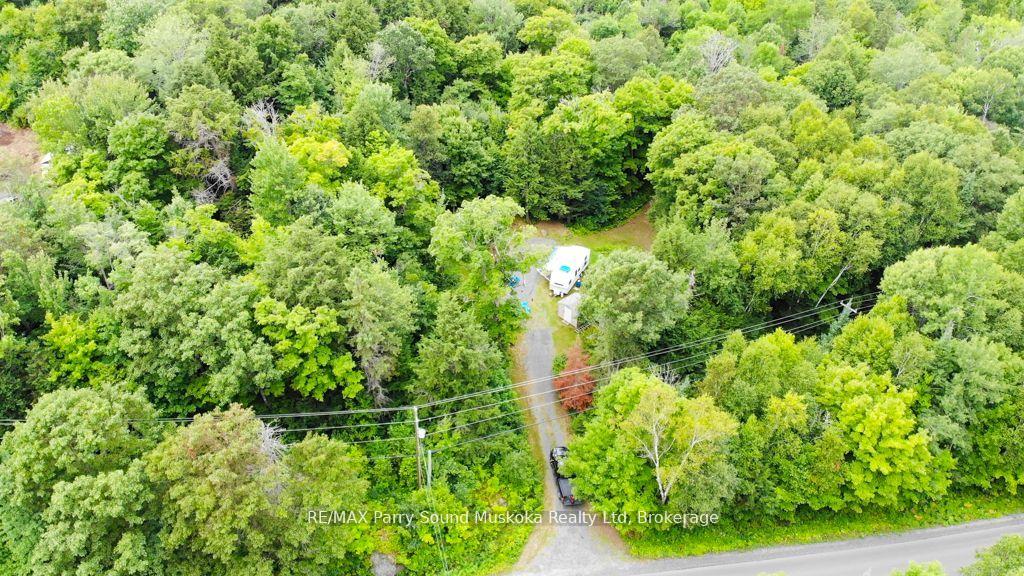 Photo 3 of 335 Centre Road, McKellar — HOMEH